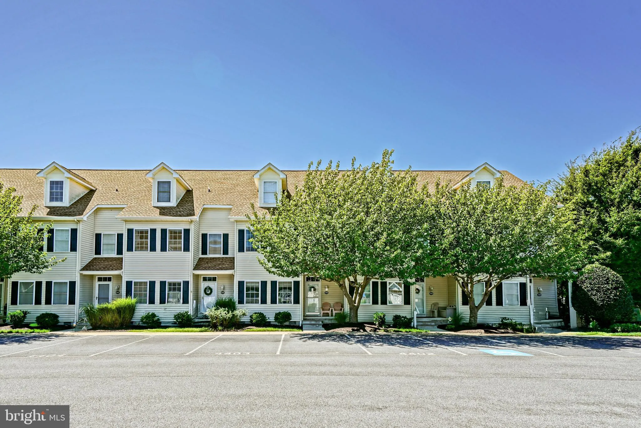 Rehoboth Beach, Delaware 19971, United States, 5 Bedrooms Bedrooms, ,5 BathroomsBathrooms,Residential,Contingent,201199