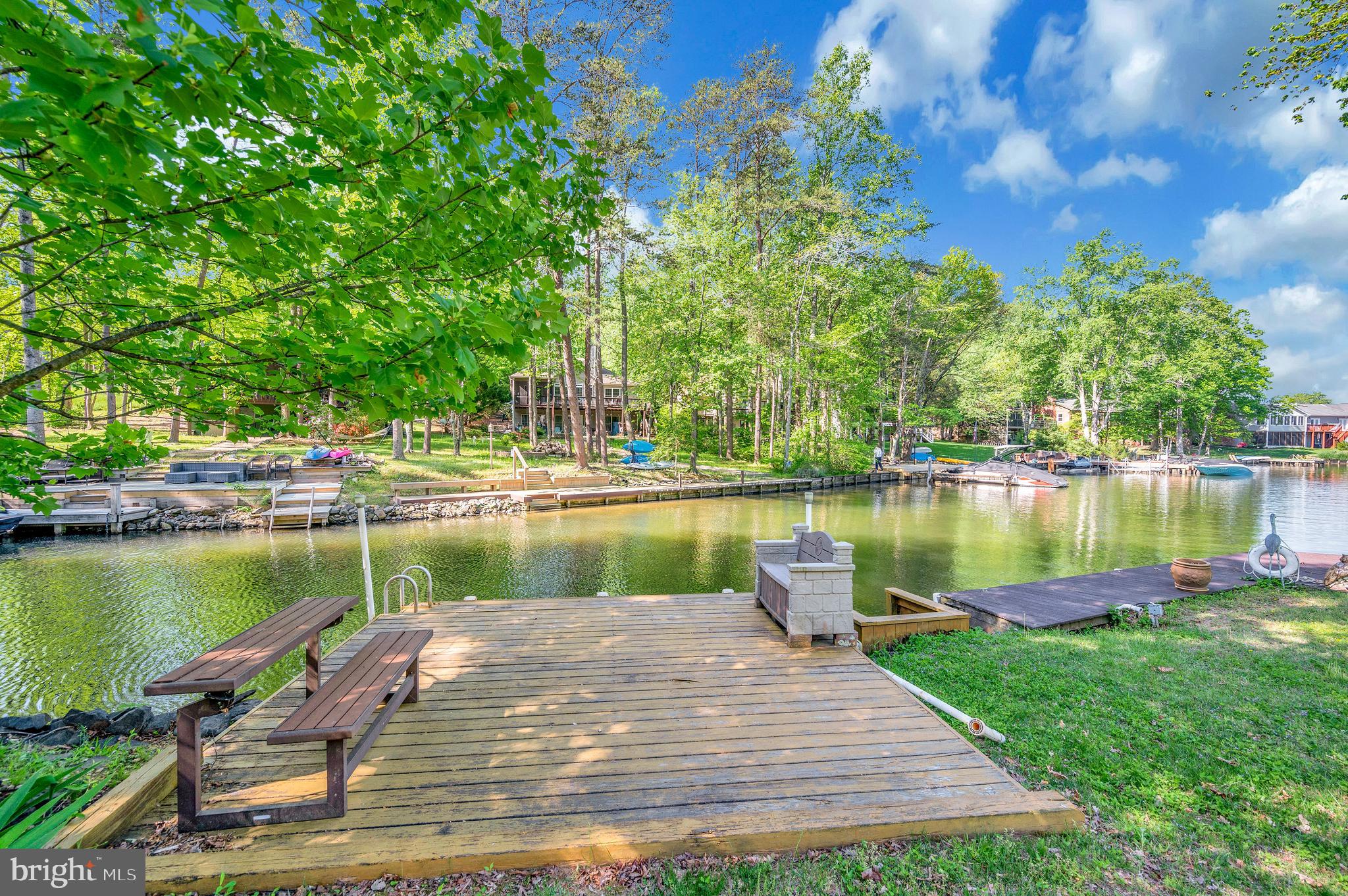 LAKE OF THE WOODS - Residential