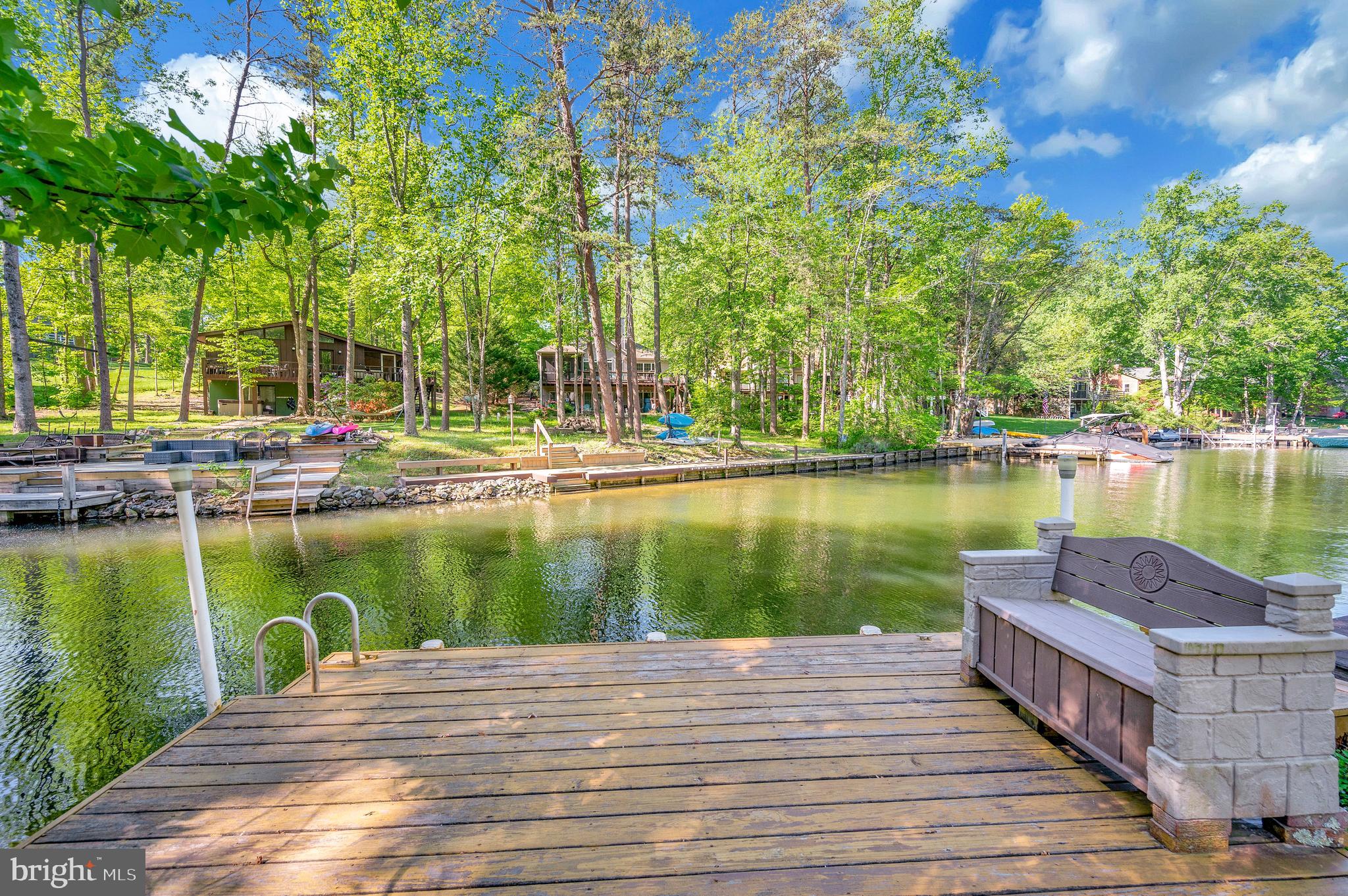 LAKE OF THE WOODS - Residential