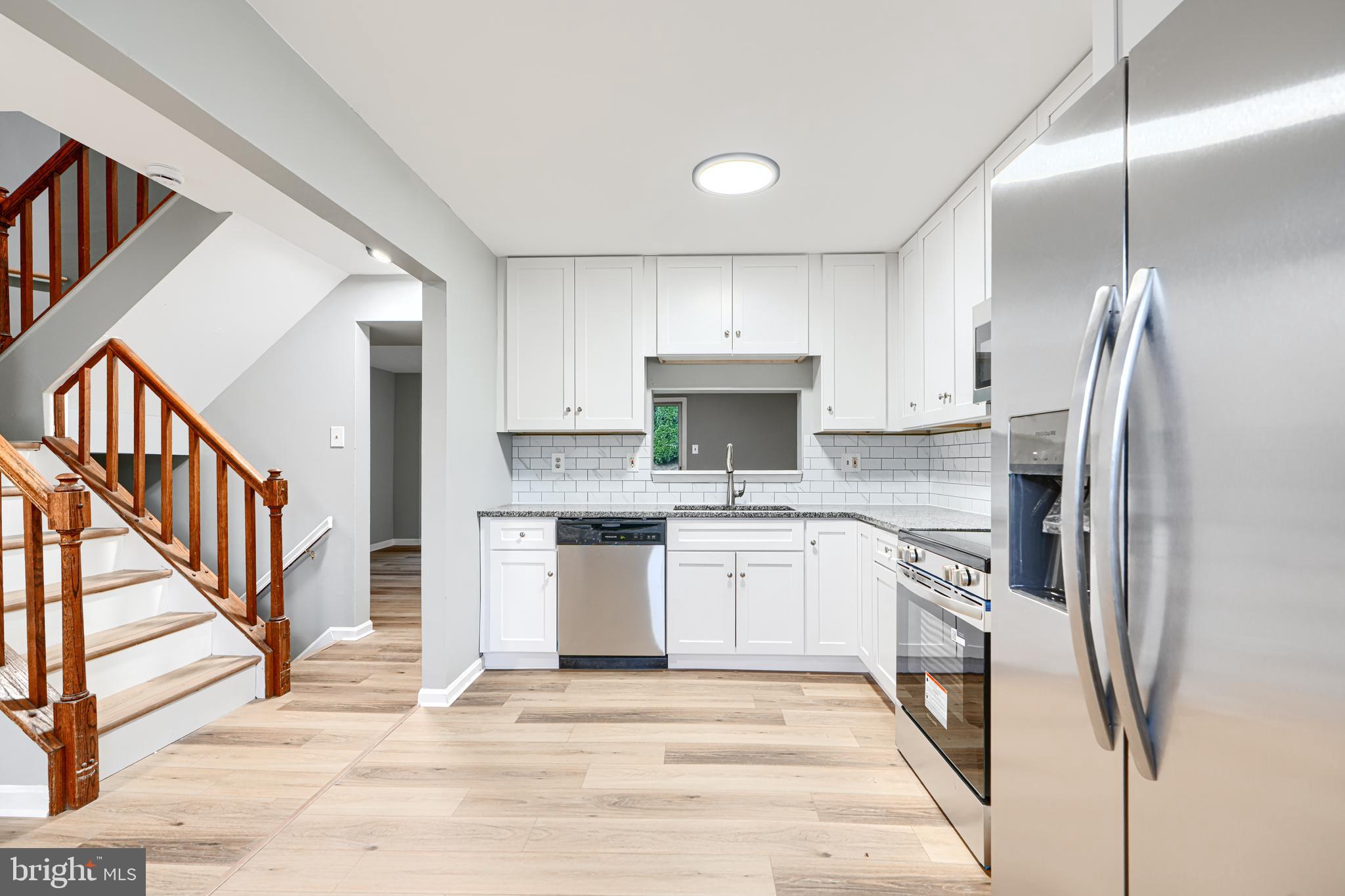 PINEDALE WOODS - Residential