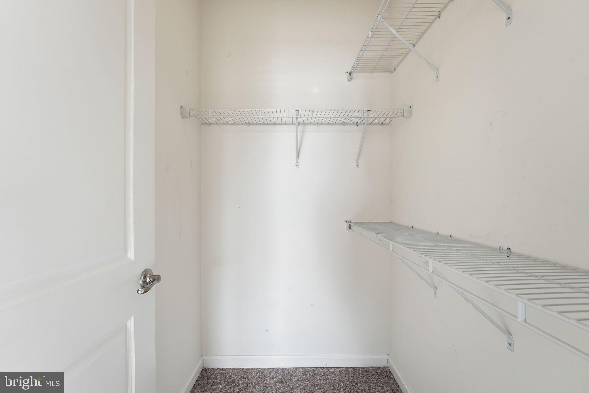 BRADLEY SQUARE - Residential