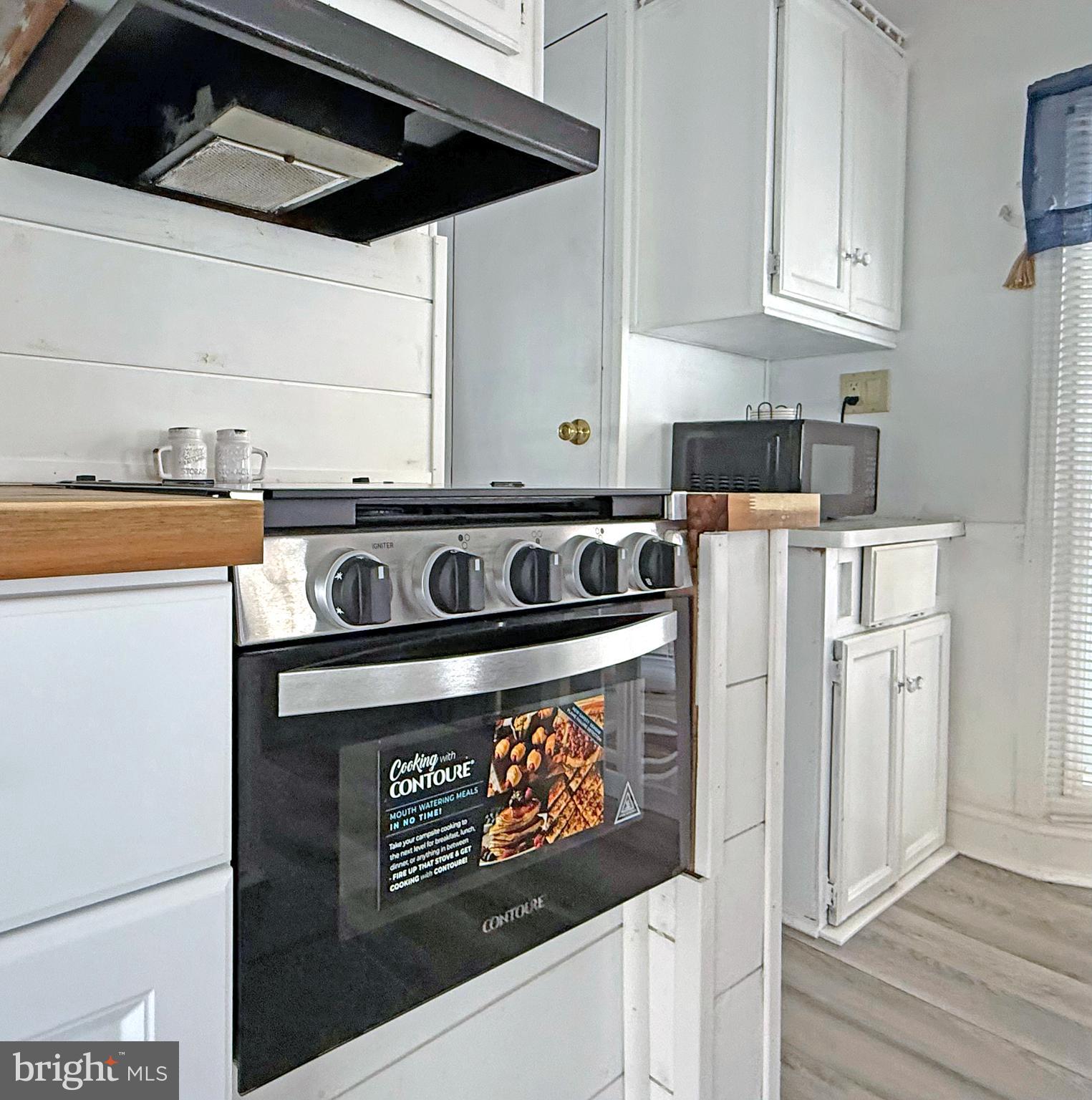 SEA AIR VILLAGE - Residential