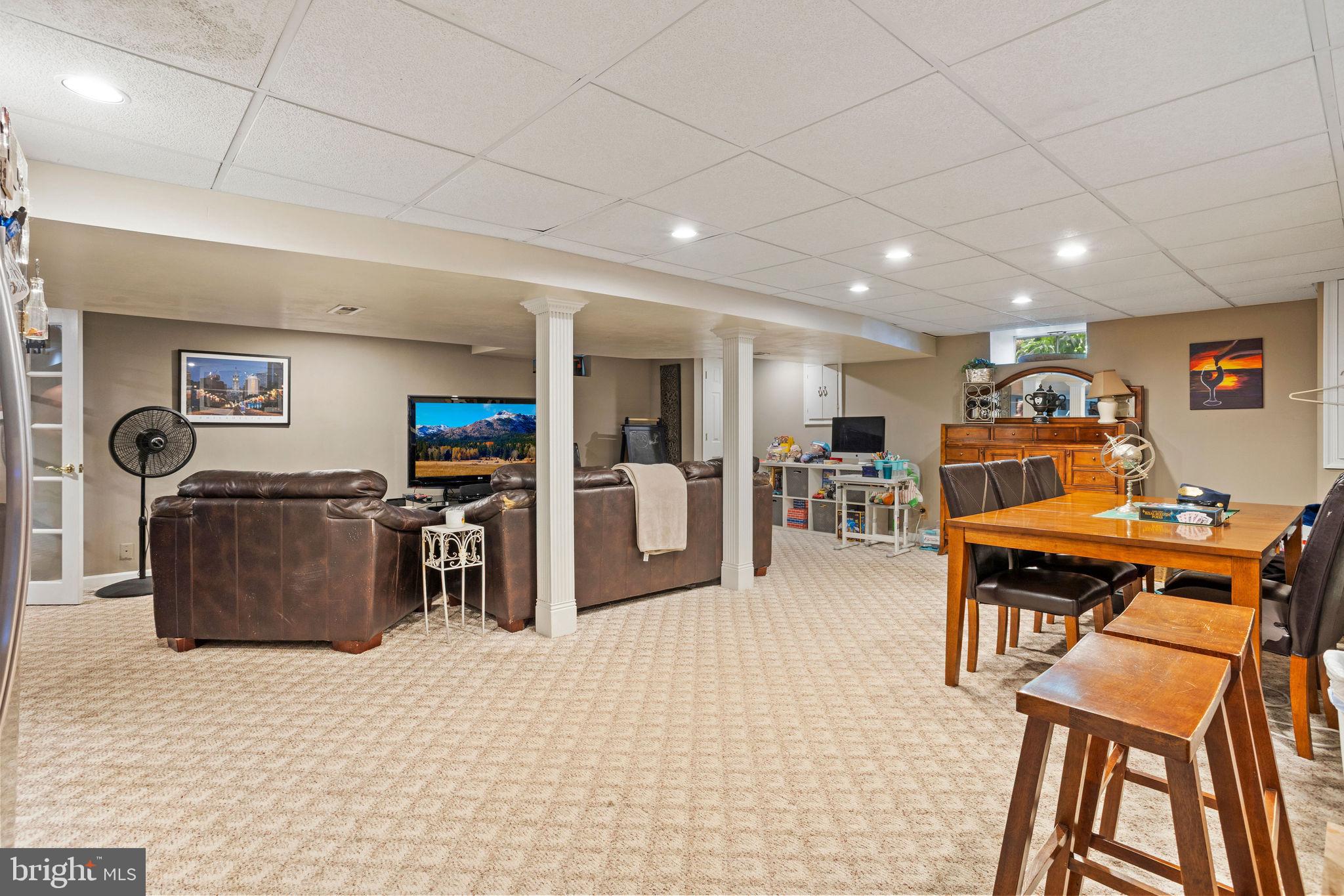 WOODFIELD ESTATES - Residential