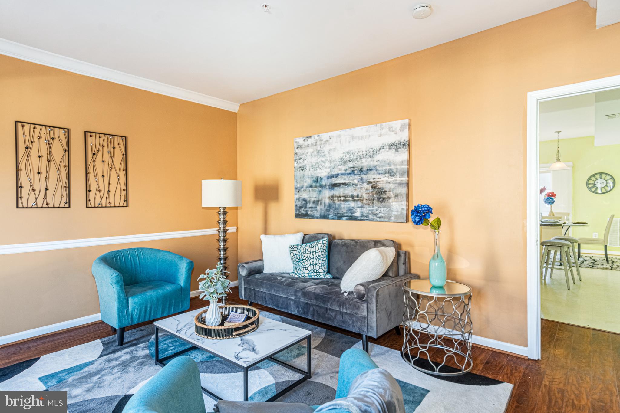 ALBEMARLE SQUARE - Residential