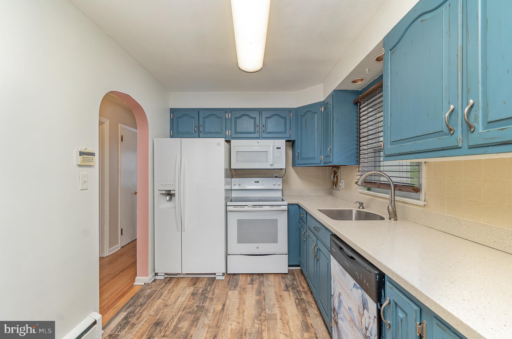 GOTHAM BUSH - Residential