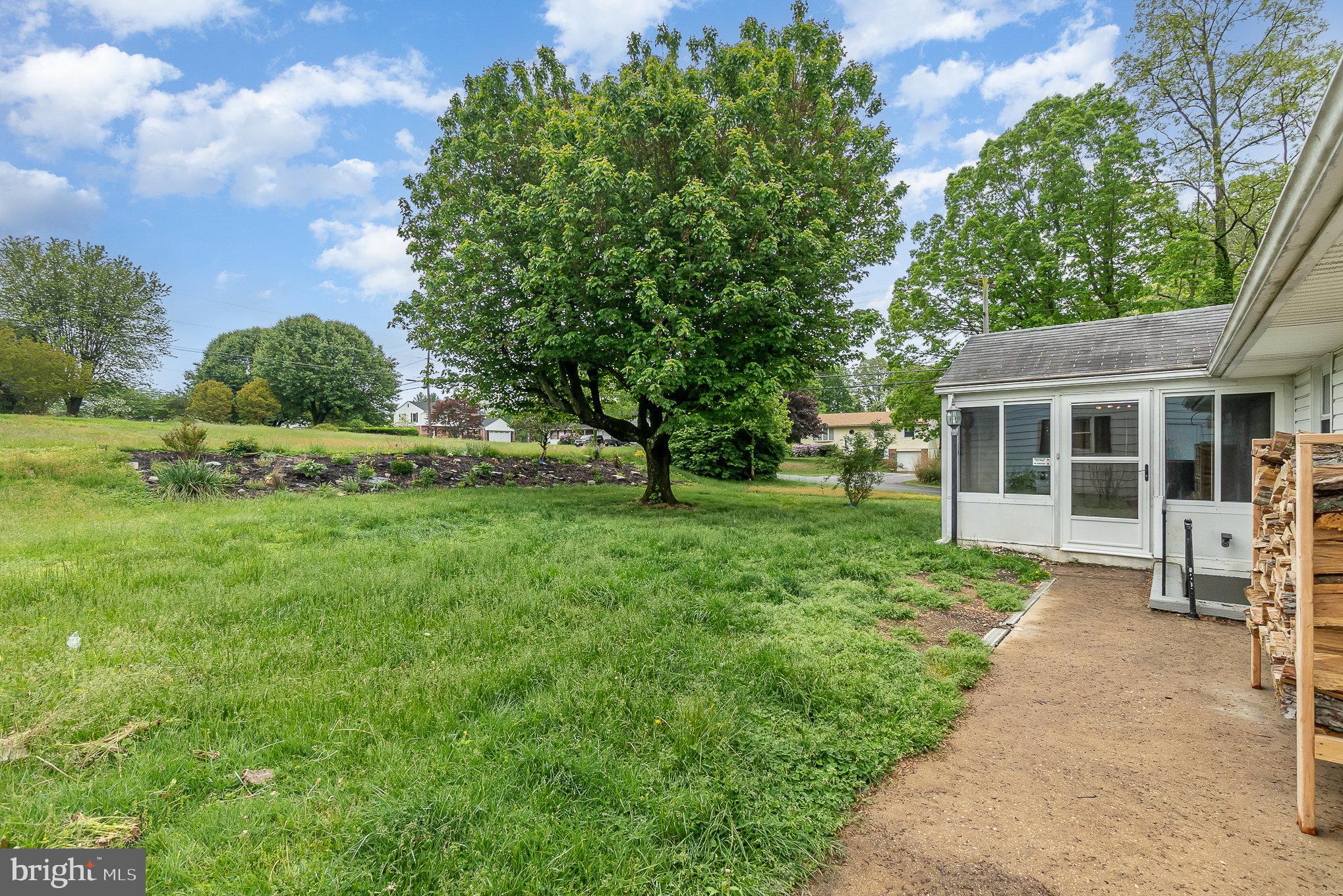 GOTHAM BUSH - Residential