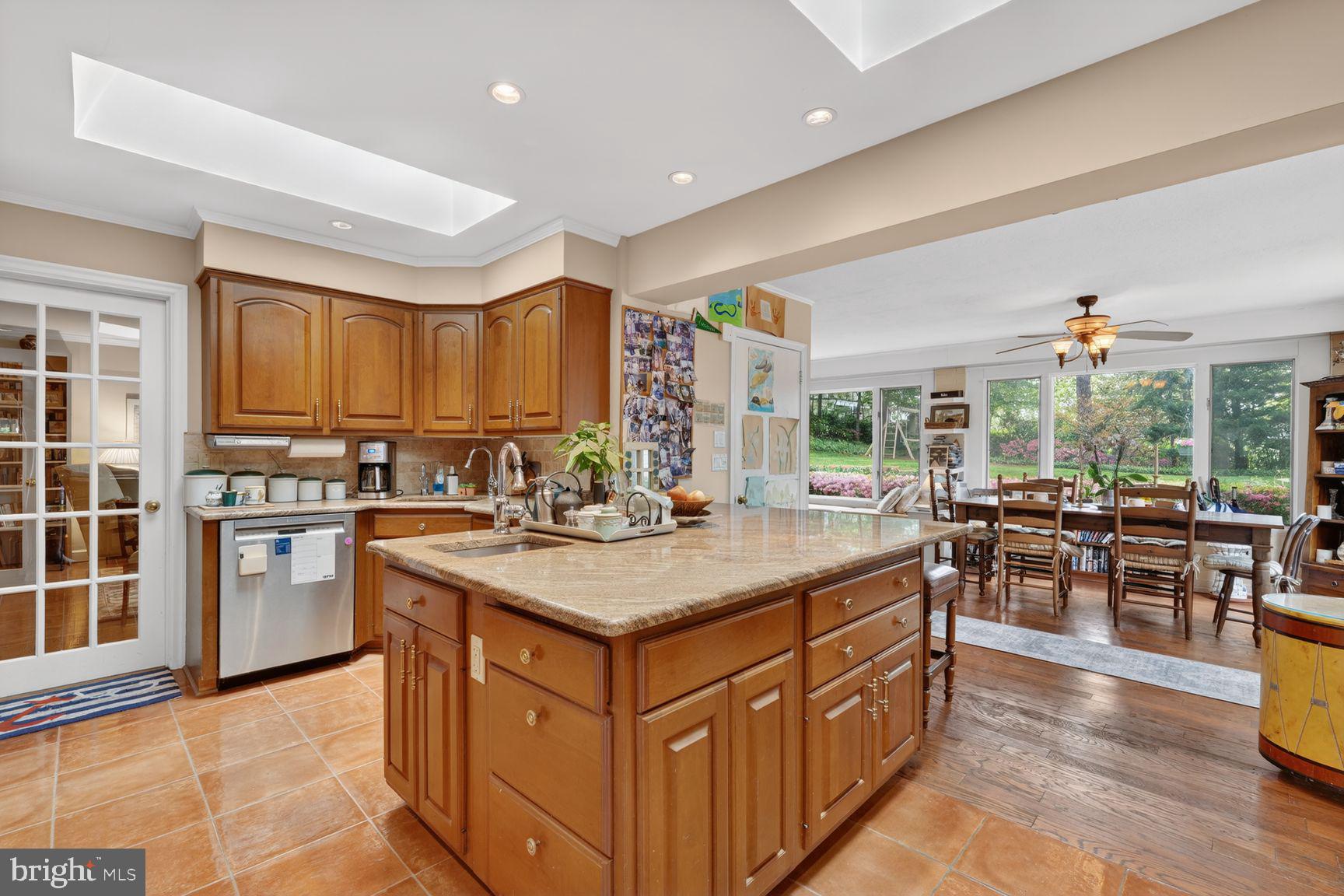 BERKLEY - Residential