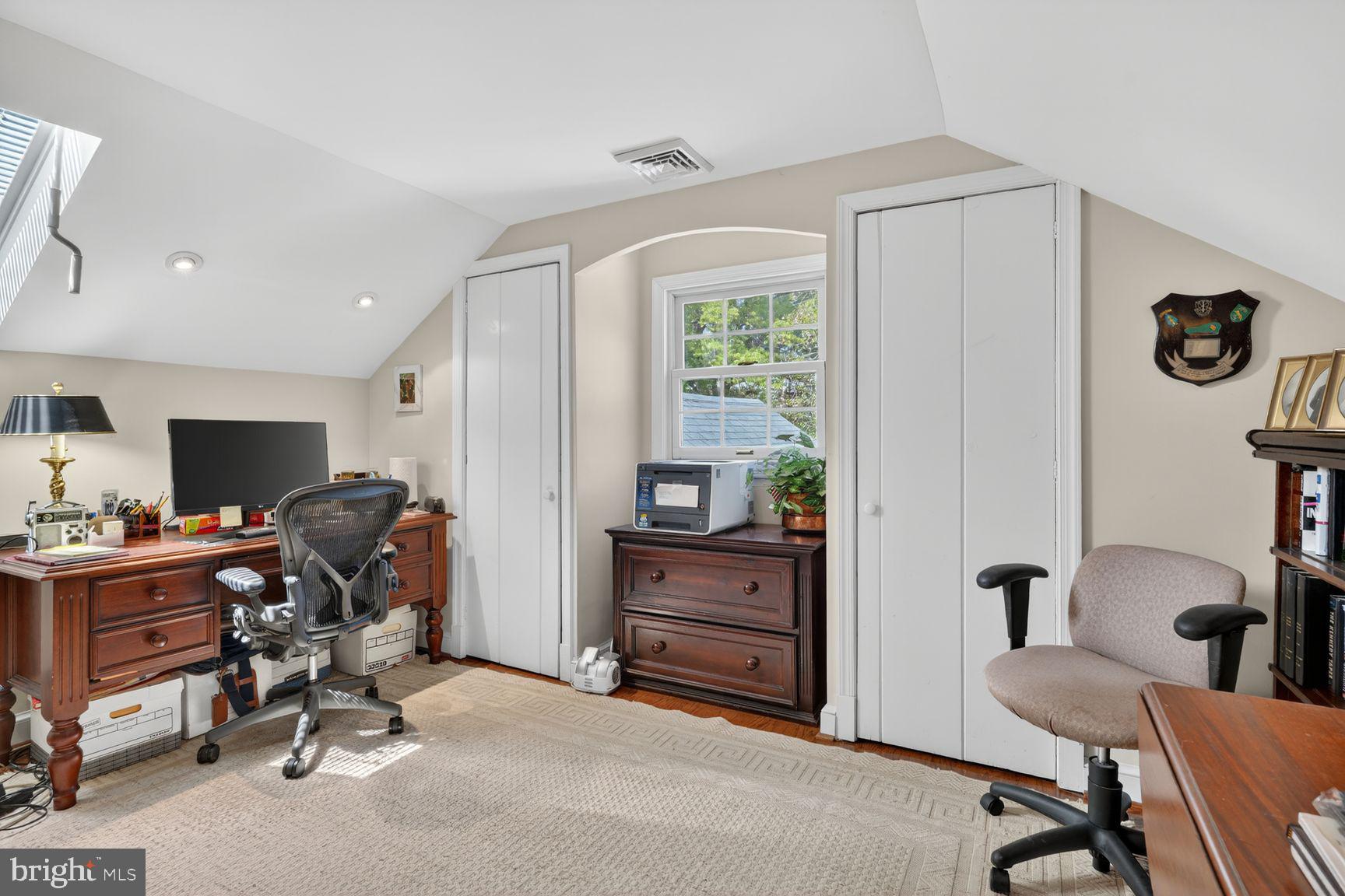 BERKLEY - Residential