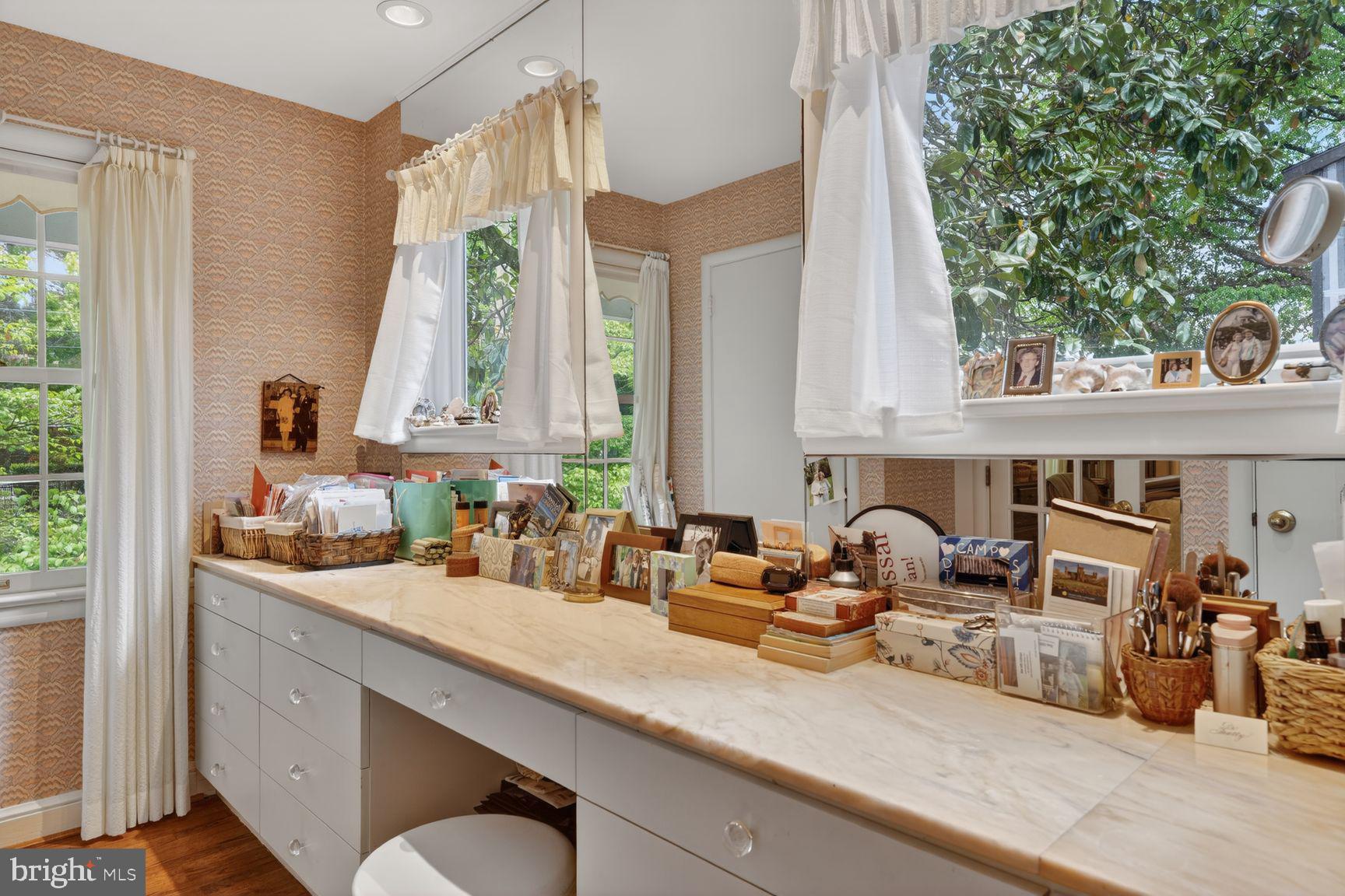 BERKLEY - Residential