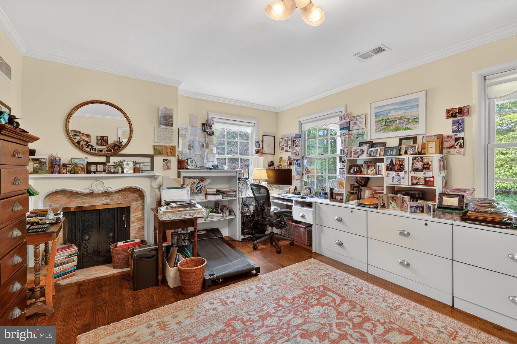 BERKLEY - Residential