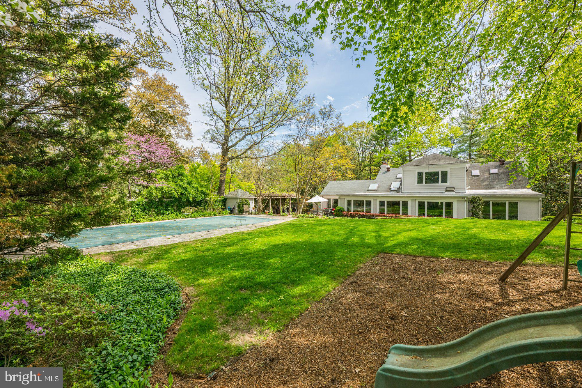 BERKLEY - Residential