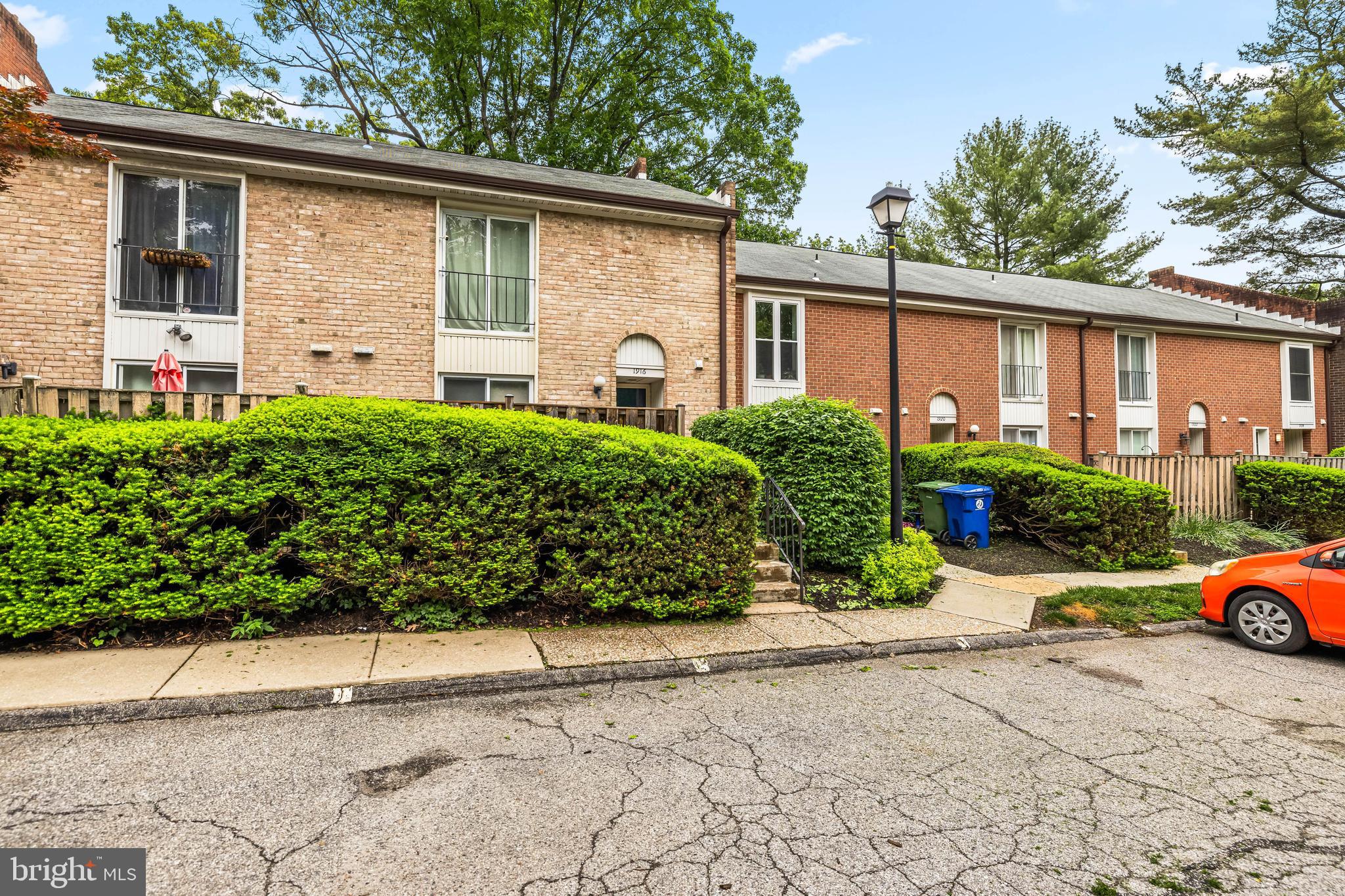GREENBERRY WOODS - Residential