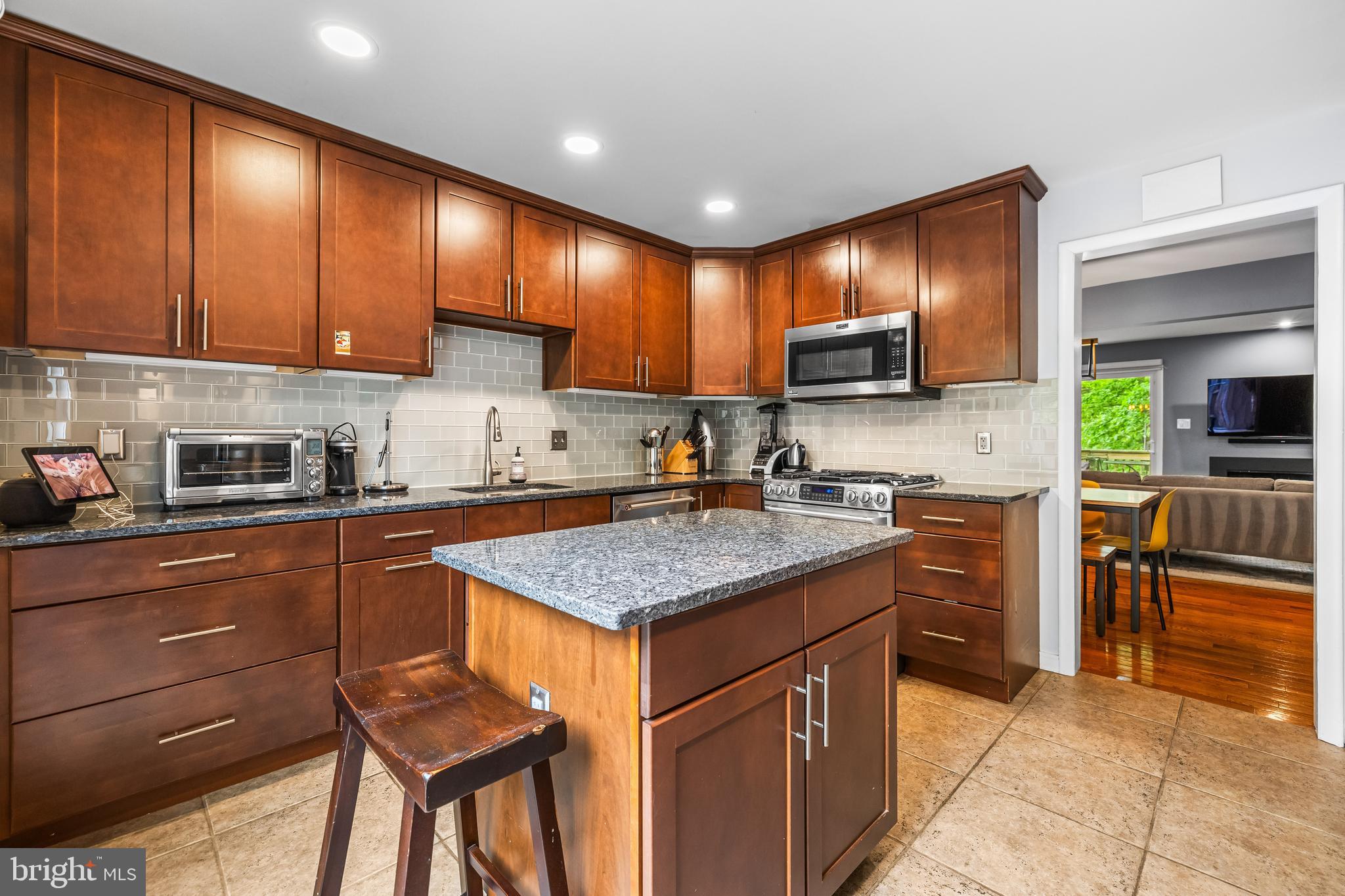 GREENBERRY WOODS - Residential
