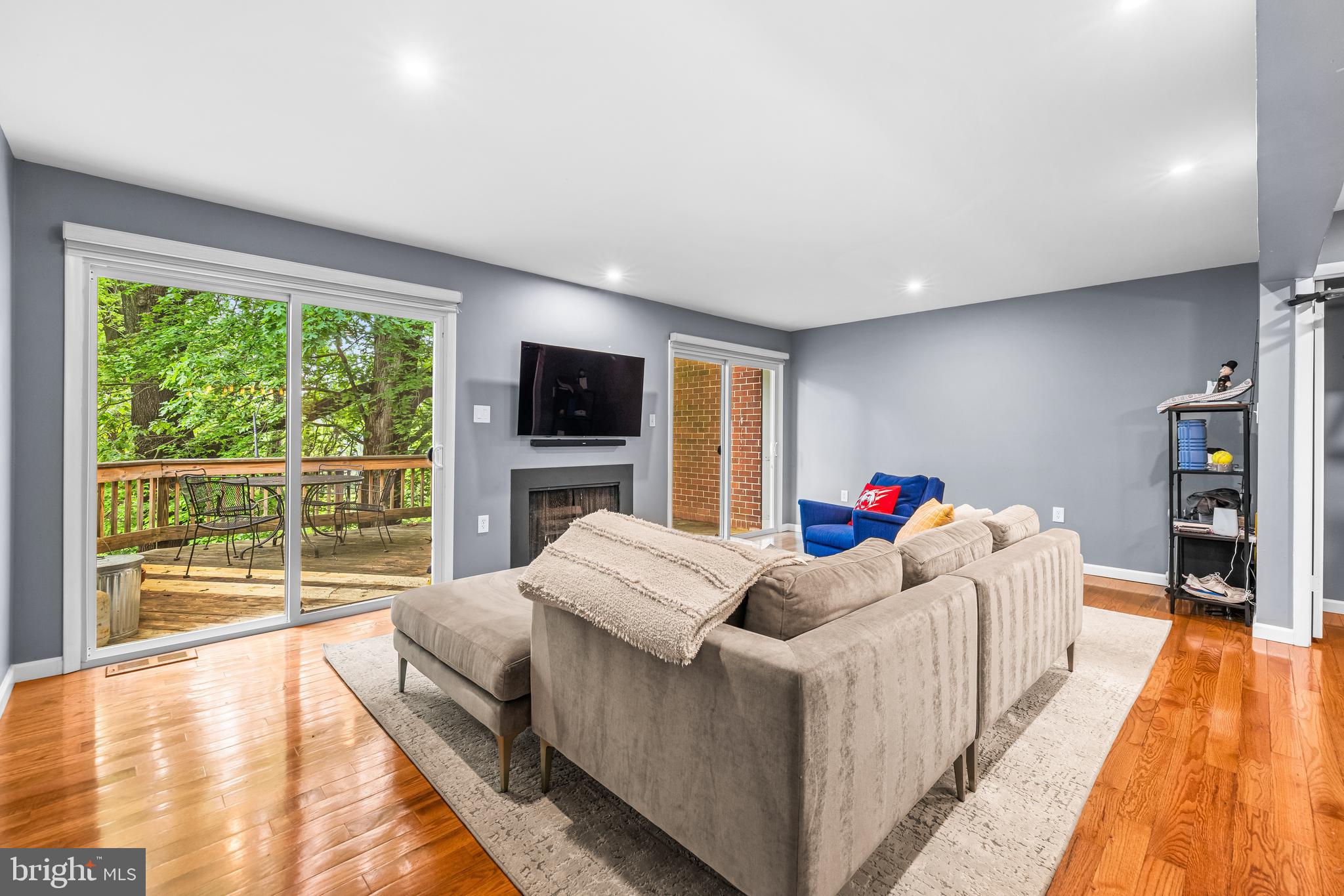 GREENBERRY WOODS - Residential
