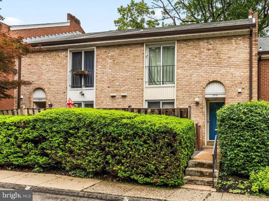 Prime location and fully updated top to bottom Greenberry Woods townhouse! This 3 bed/2.5 bath home has been completely redone piece by piece during the current owners duration of living in it over the years. First floor is a bright and easy flowing traditional layout with quality hardwood floors, stainless appliances, stone countertops and updated cabinetry.  There's a fireplace, deck and custom electric blinds making for a cozy and convenient living space. Upstairs you'll find more wood floors in the hall and carpeted bedrooms. The primary features an updated en-suite bathroom and custom closet built-ins. The additional bedrooms share an updated hall bath with tub. The basement is fully finished, carpeted and a walkout underneath the deck.
Greenberry Woods has a community pool and convenient access to 83 for commutes North or South! It is a condo community and the fees include exterior maintenance (roof!), landscaping, pool access, master insurance policy, parking and more.