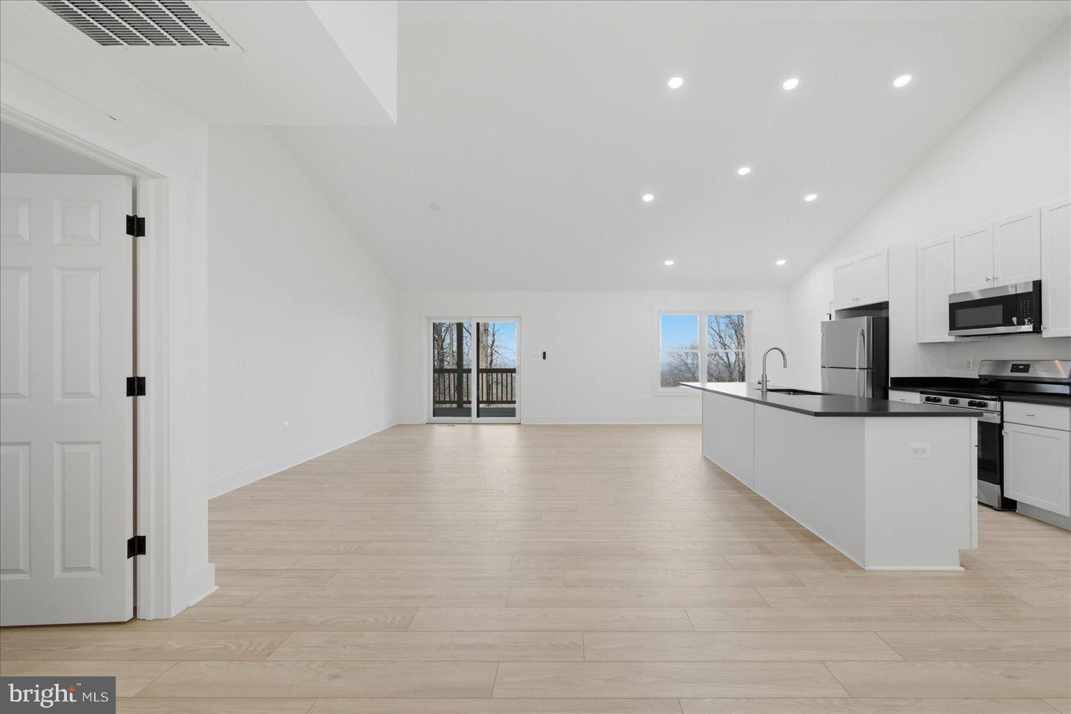 HIGH KNOB - Residential