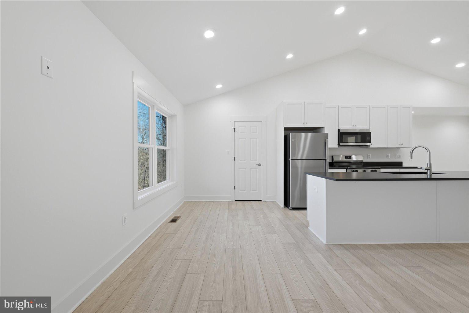 HIGH KNOB - Residential