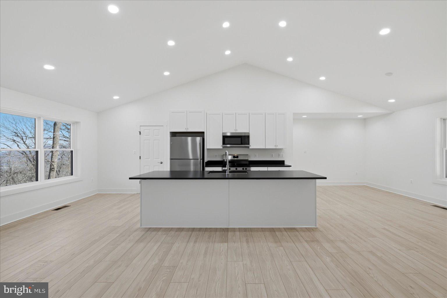 HIGH KNOB - Residential