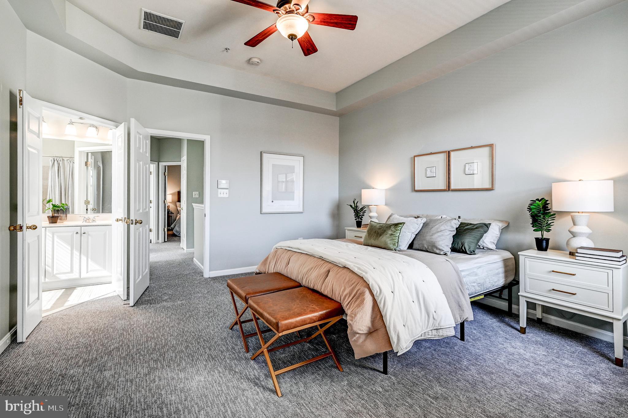 ALBEMARLE SQUARE - Residential