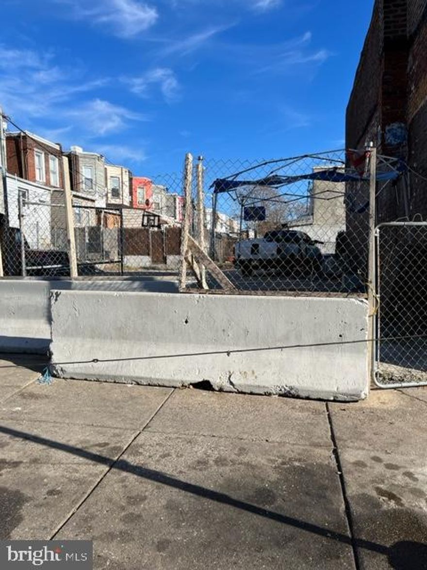 Large commercial lot for sale in North Philadelphia 2600 sq ft.
Low price.