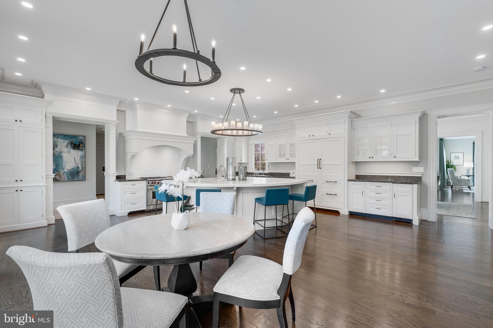 ELMWOOD ESTATES - Residential