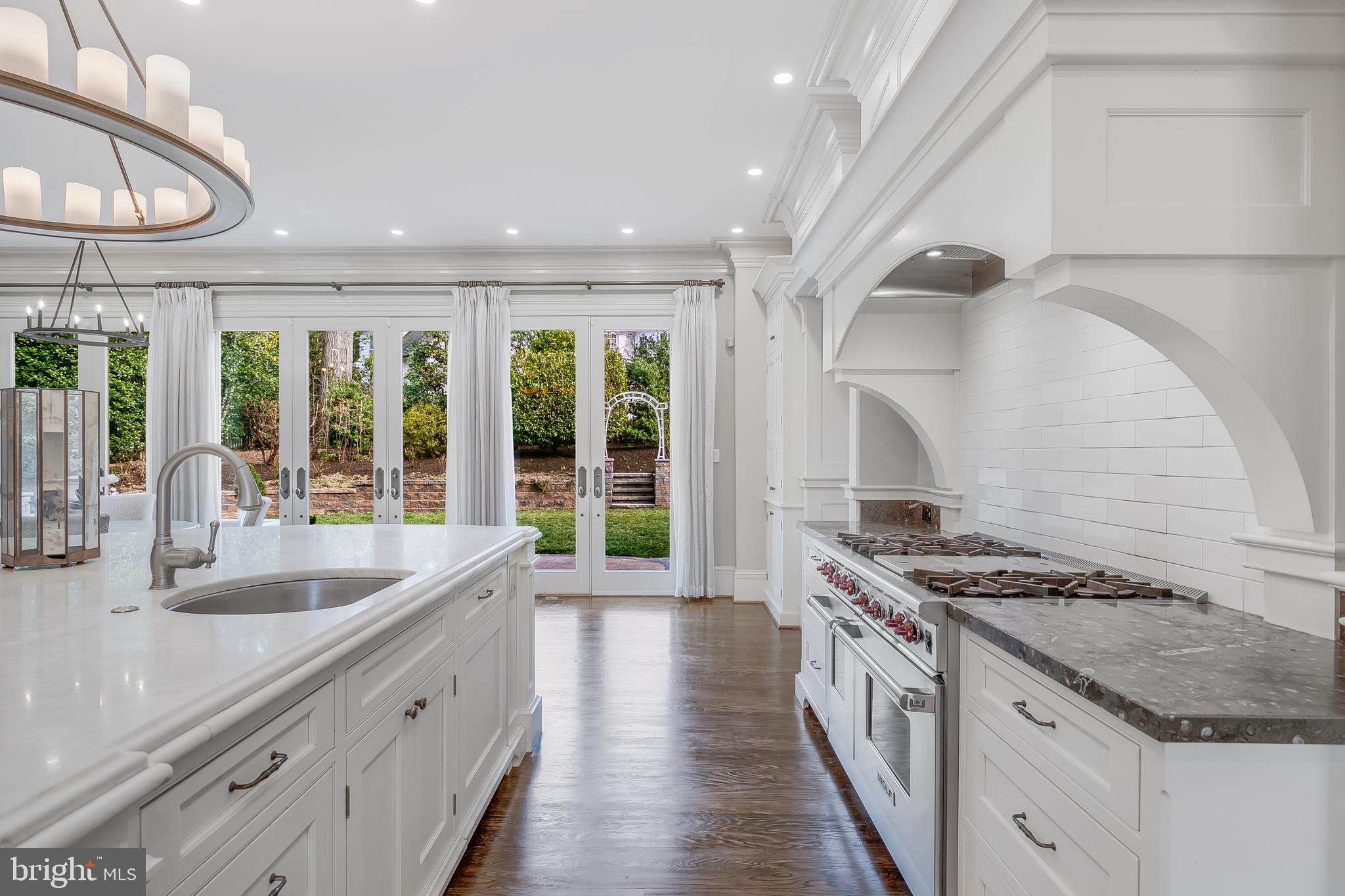 ELMWOOD ESTATES - Residential