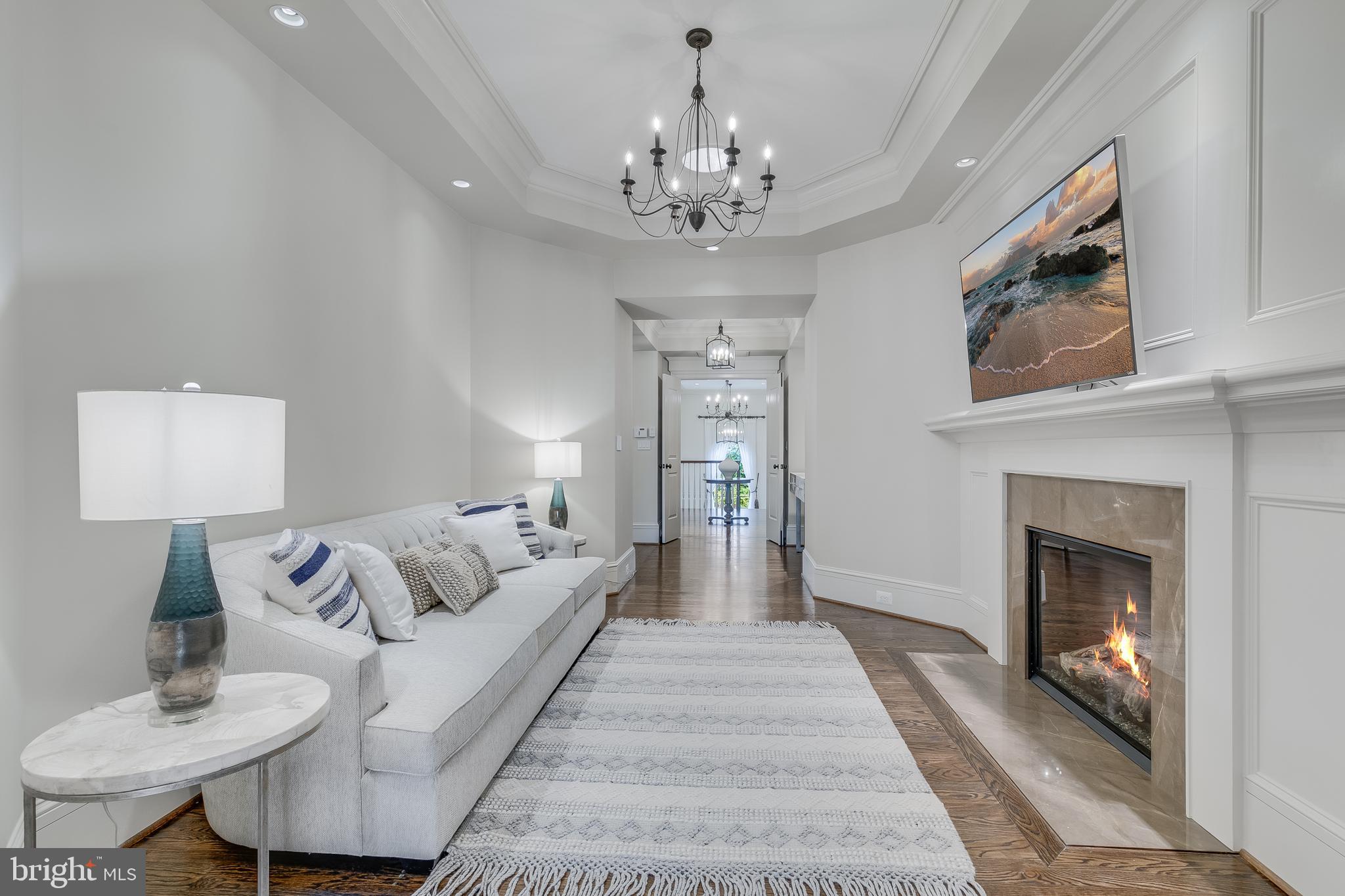 ELMWOOD ESTATES - Residential