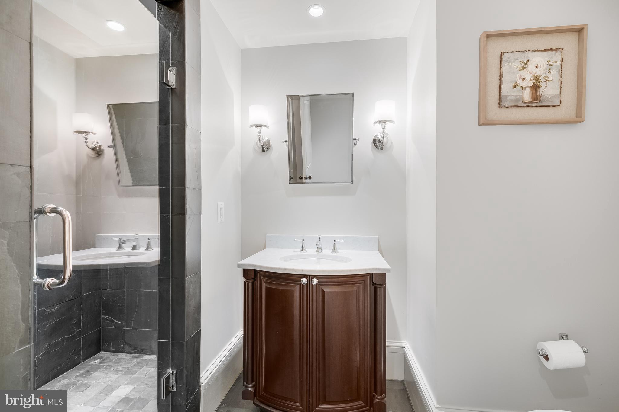 ELMWOOD ESTATES - Residential