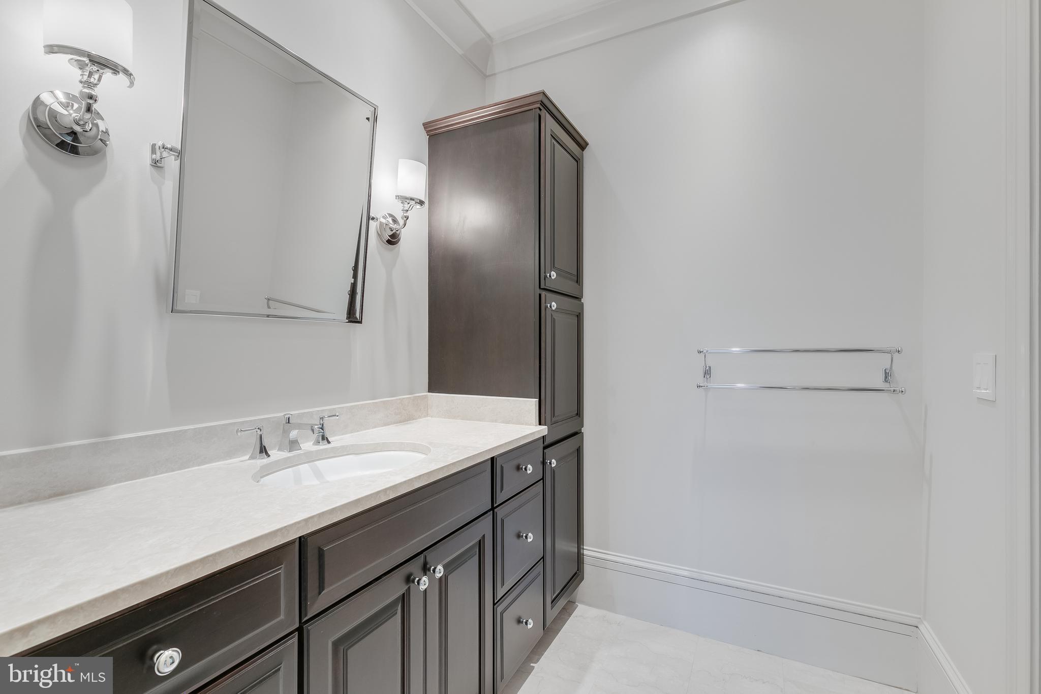 ELMWOOD ESTATES - Residential