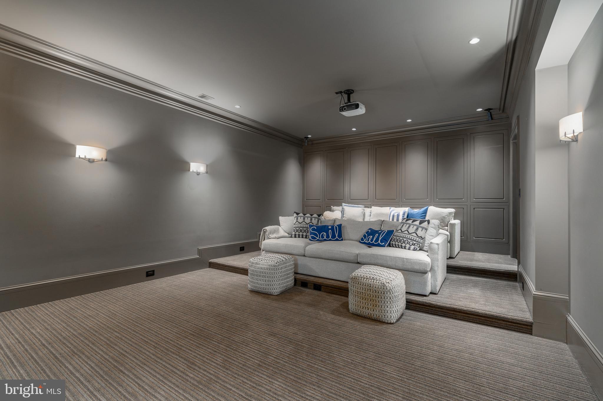 ELMWOOD ESTATES - Residential