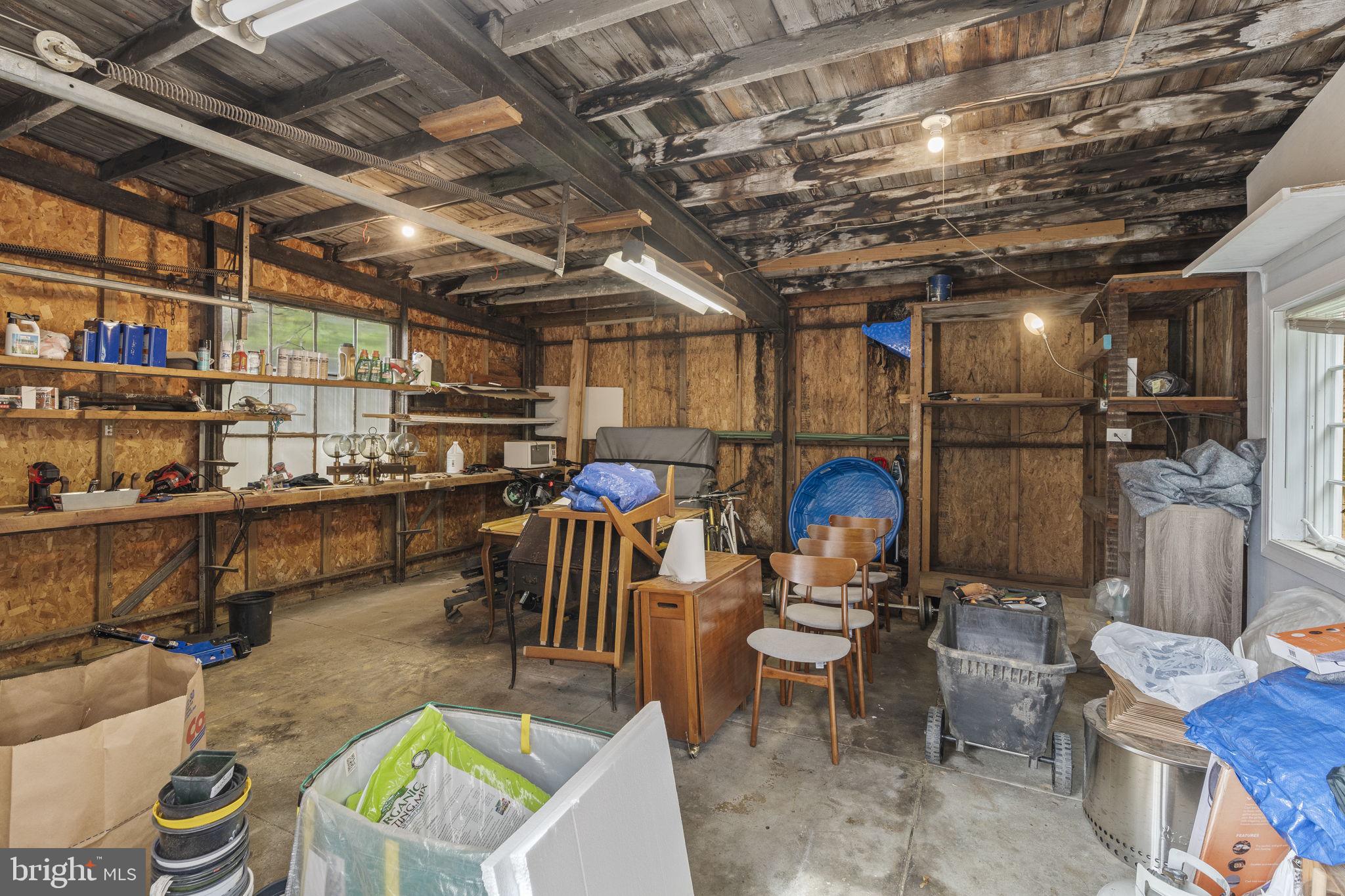 ROXBOROUGH - Residential