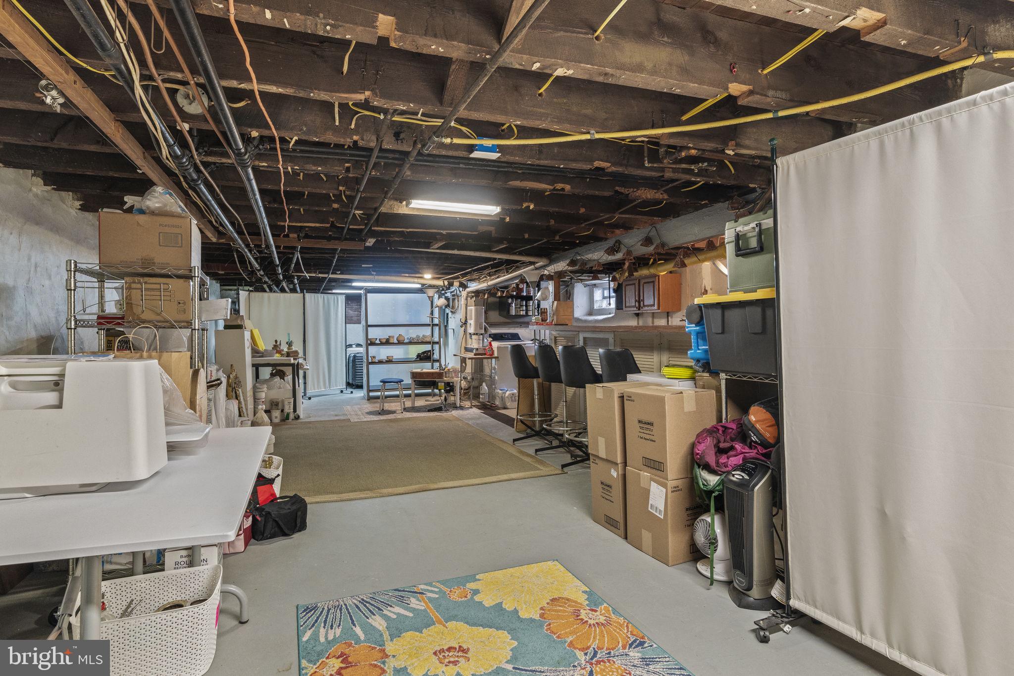 ROXBOROUGH - Residential