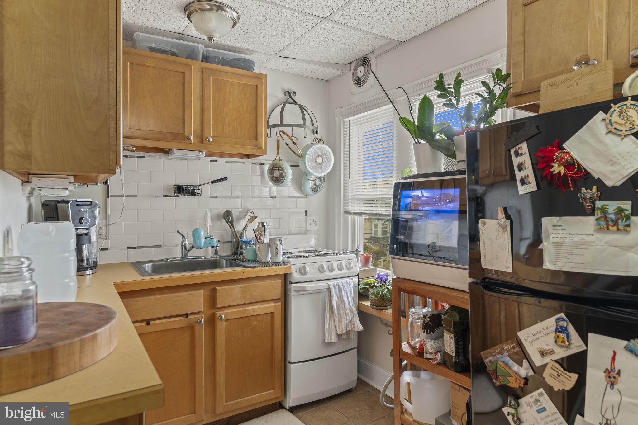 ROXBOROUGH - Residential