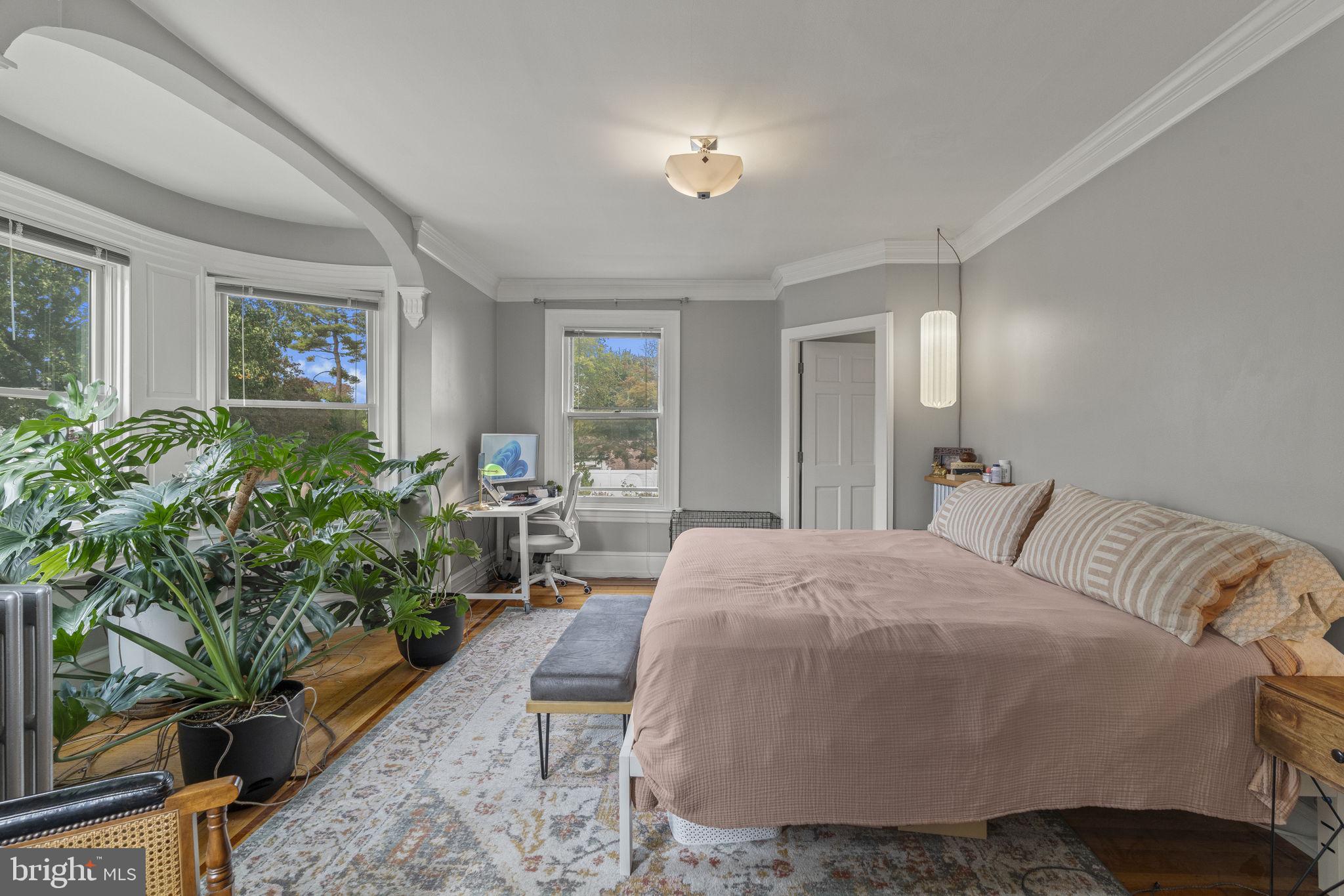 ROXBOROUGH - Residential