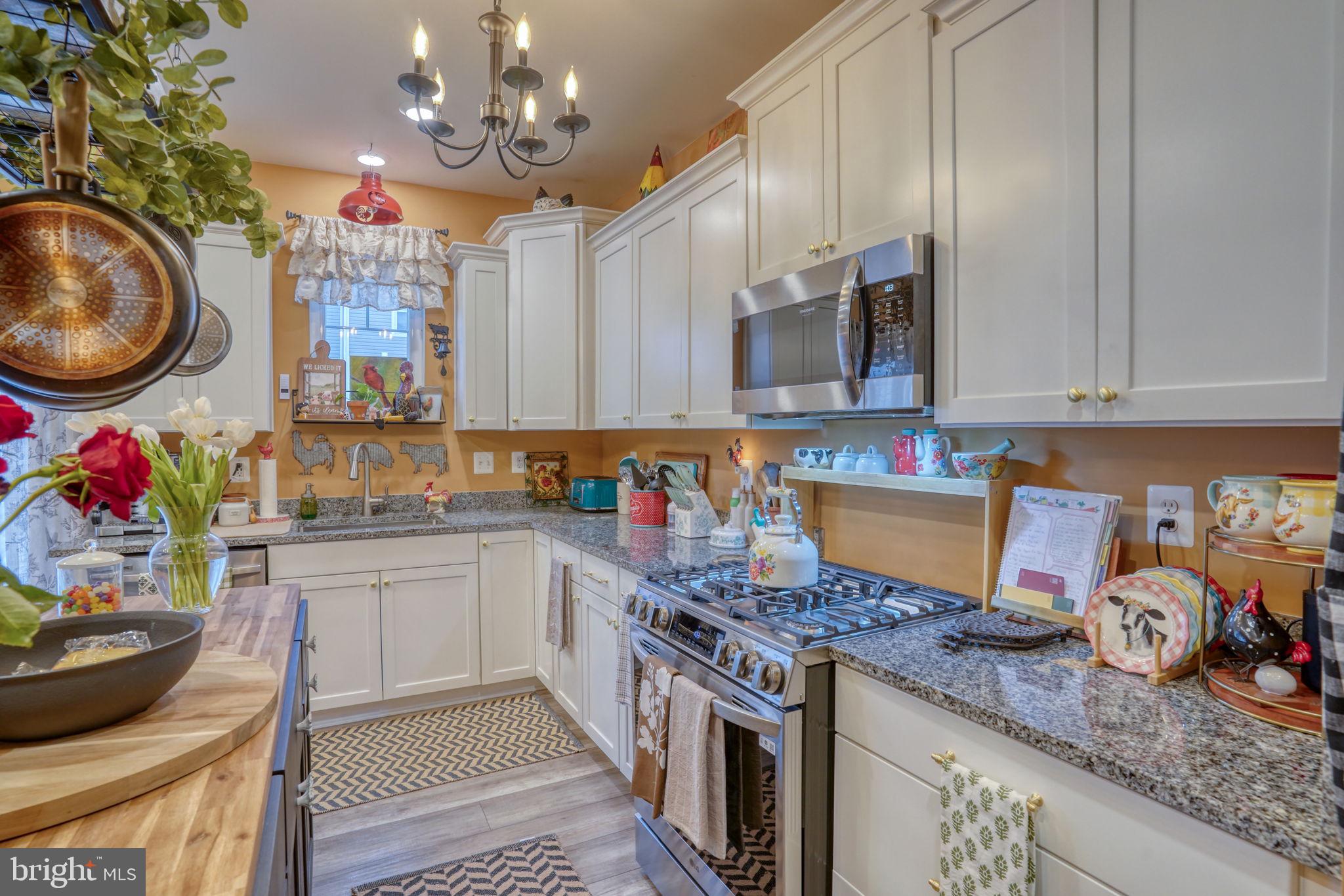 PLANTATION LAKES - Residential