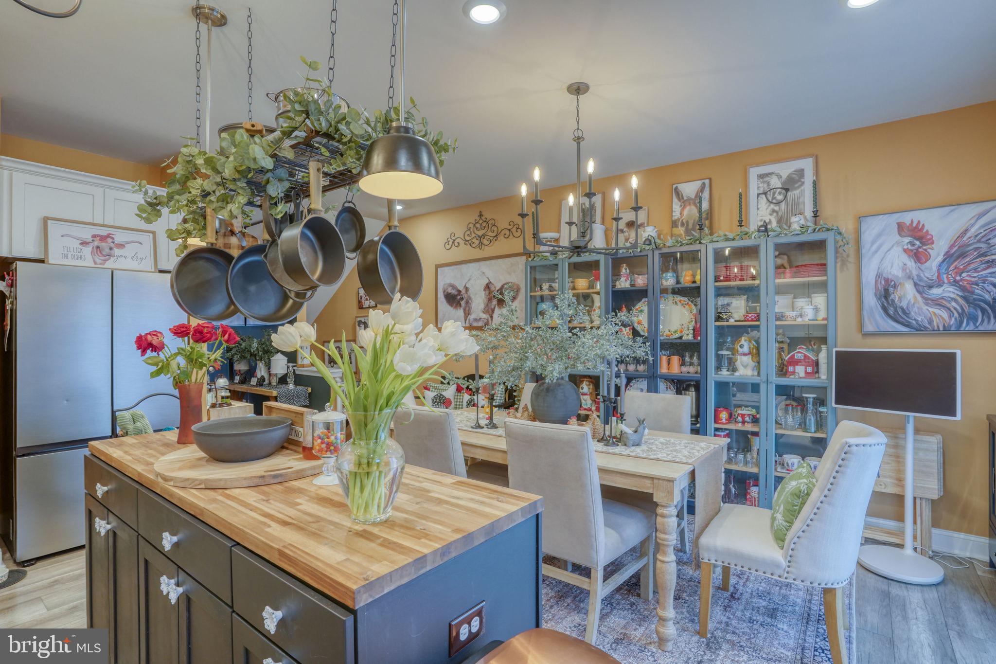 PLANTATION LAKES - Residential