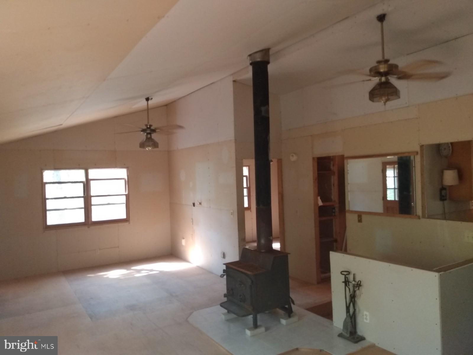 CAPON RIVER VISTA - Residential