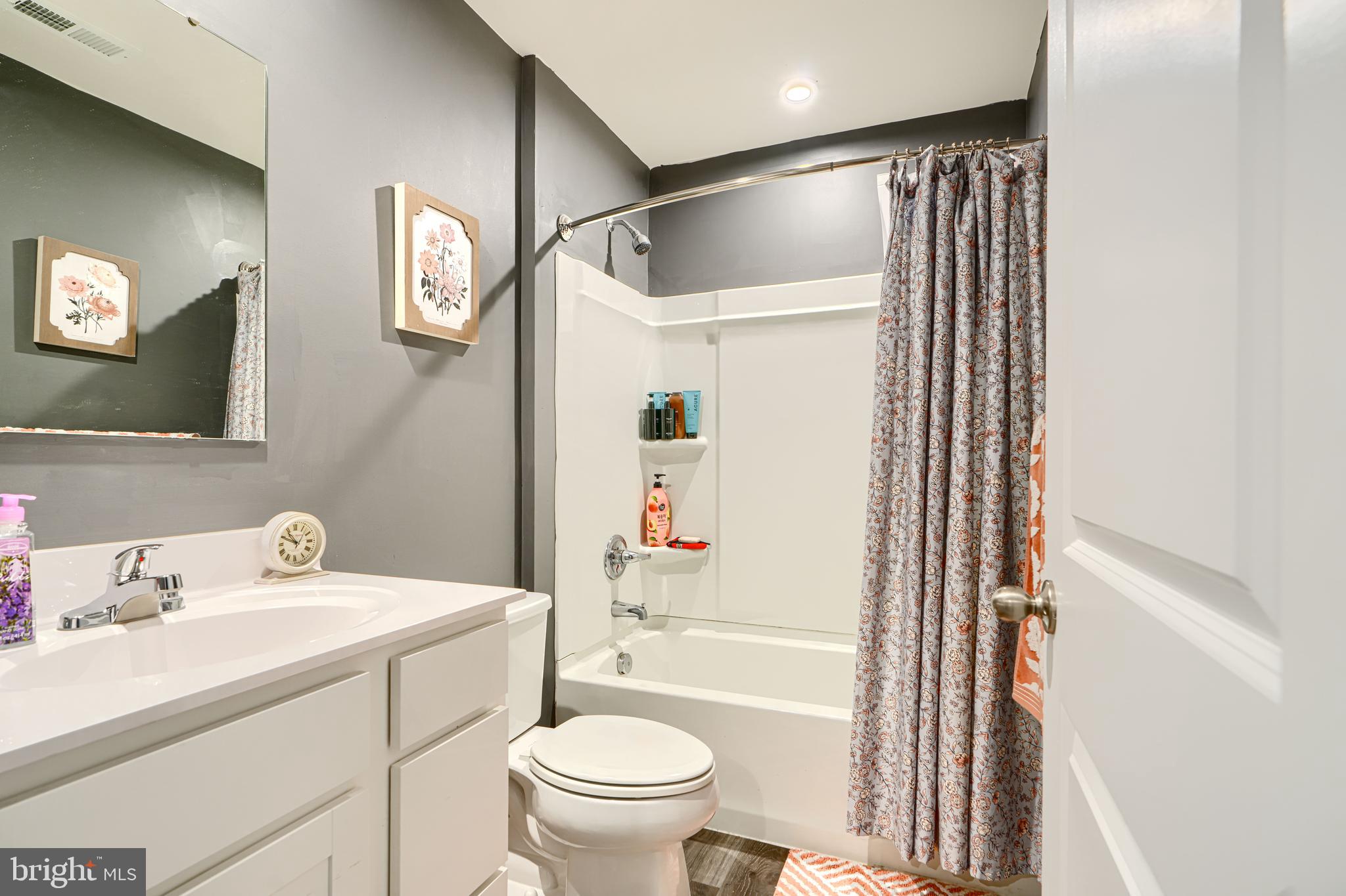 RIDGELY FOREST - Residential