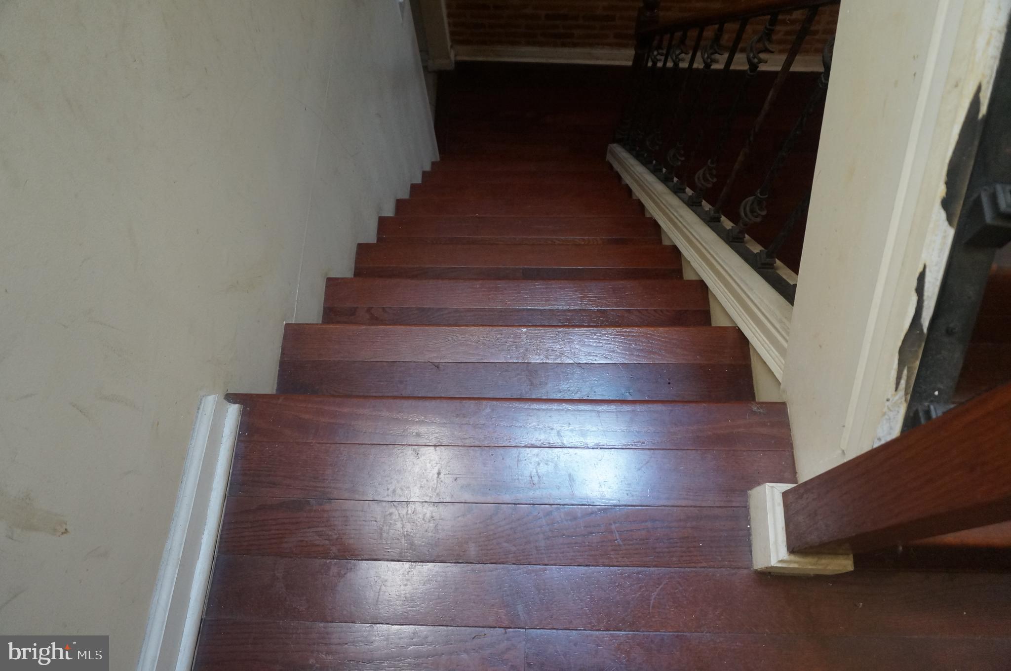 JOHNSTON SQUARE - Residential