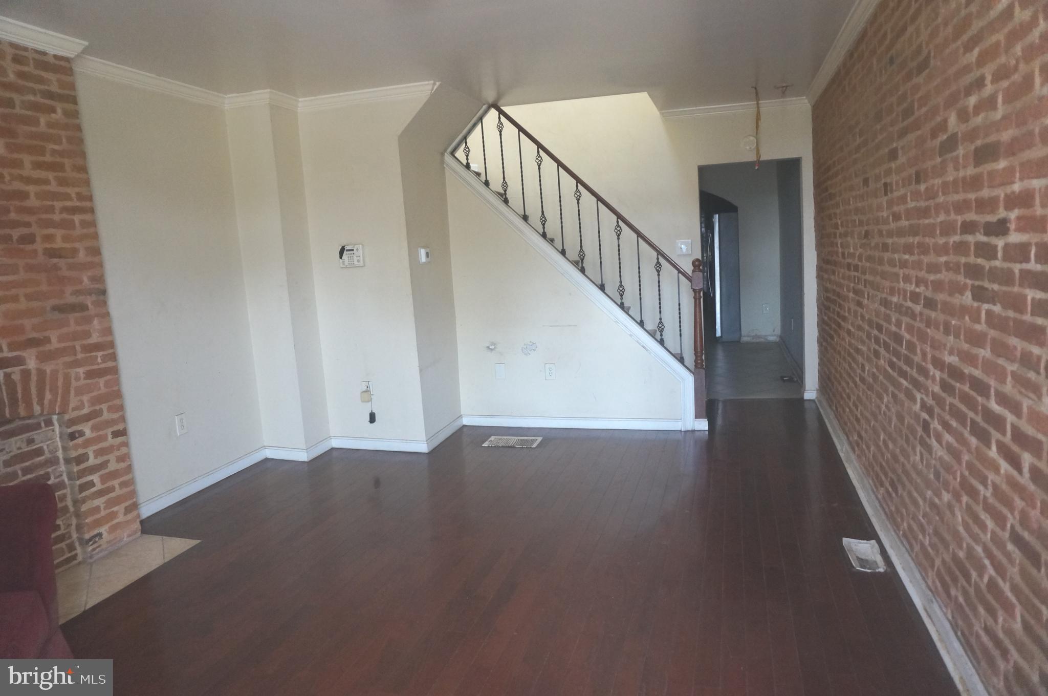 JOHNSTON SQUARE - Residential