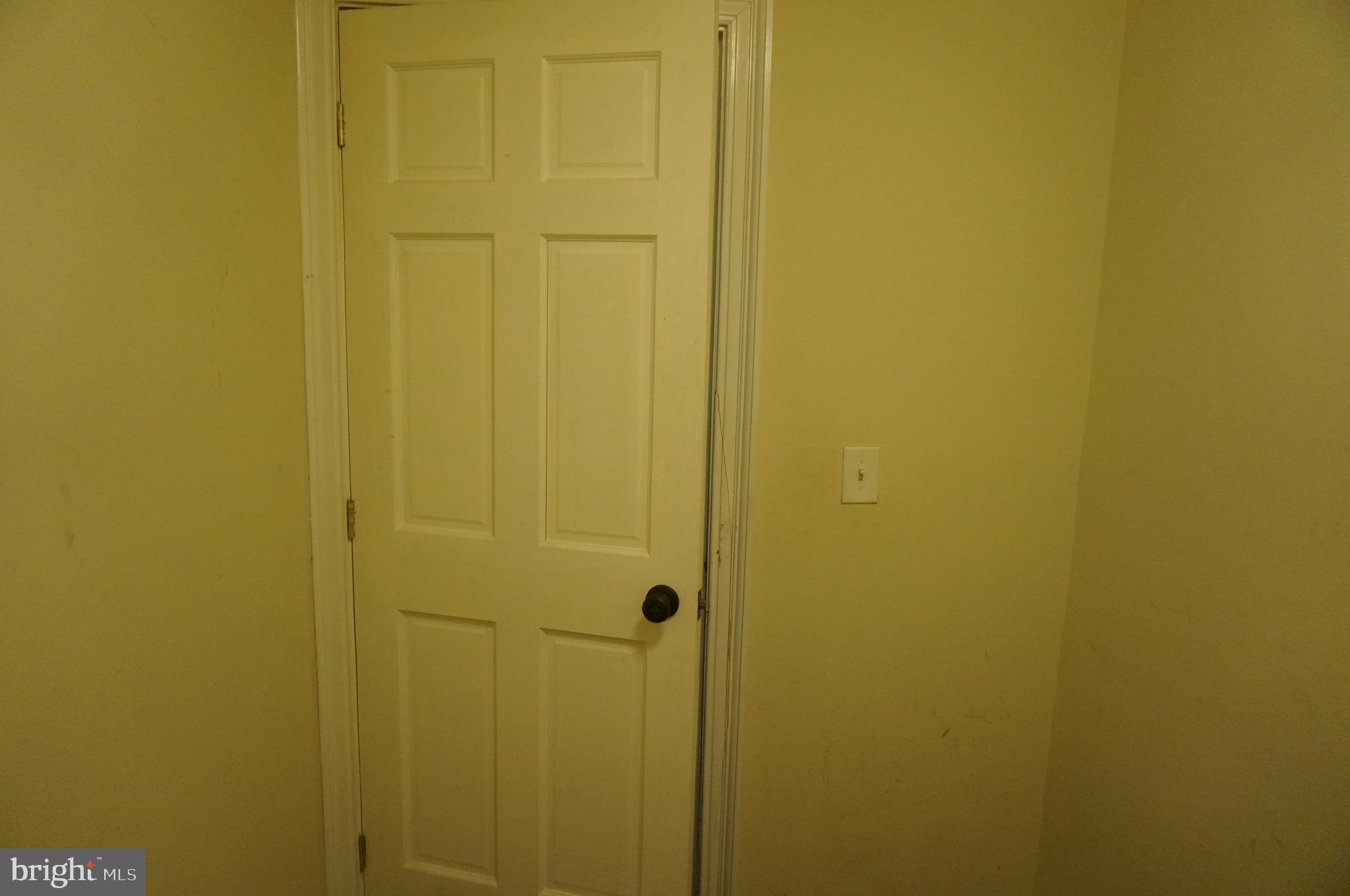 JOHNSTON SQUARE - Residential