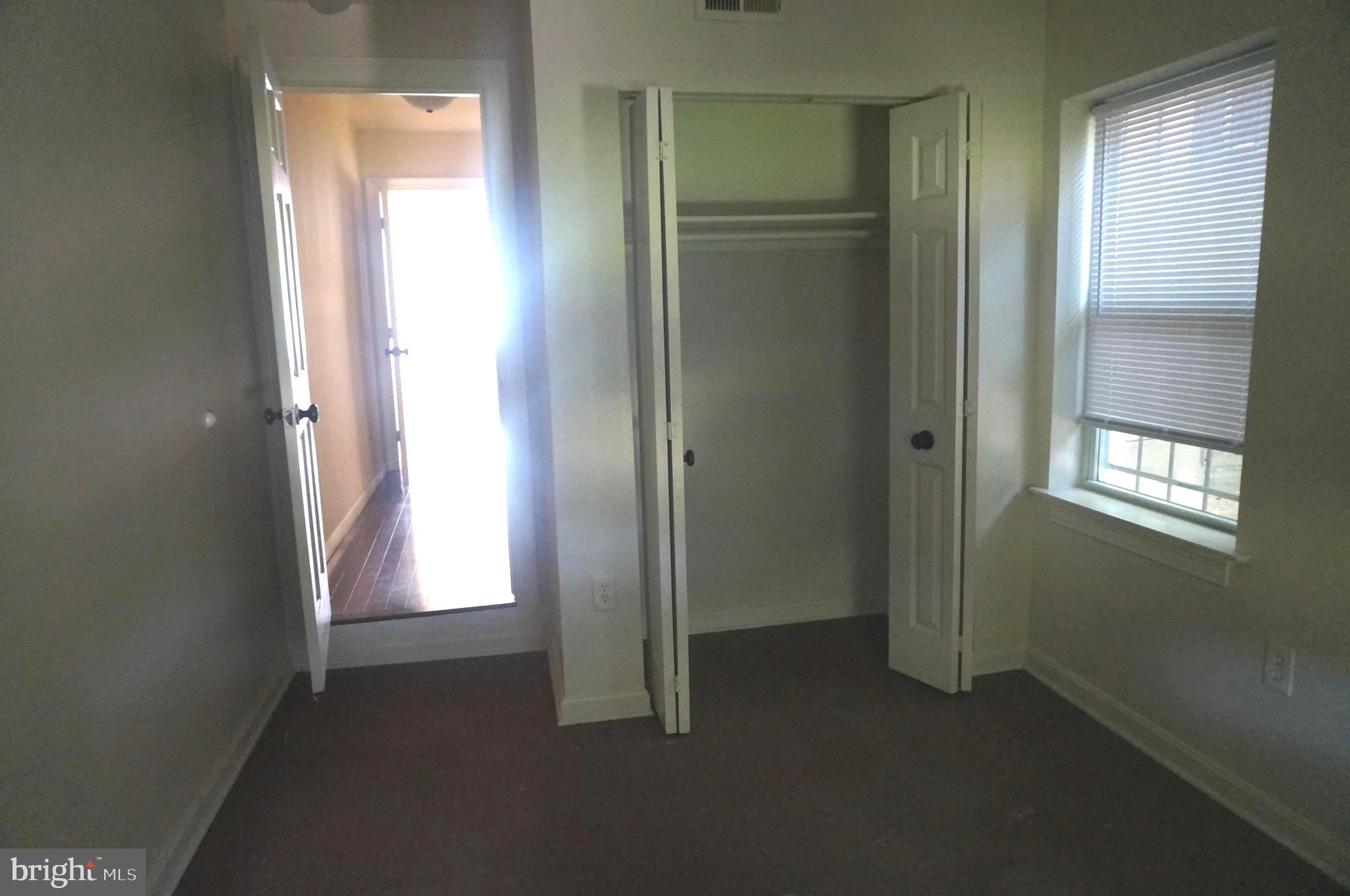 JOHNSTON SQUARE - Residential