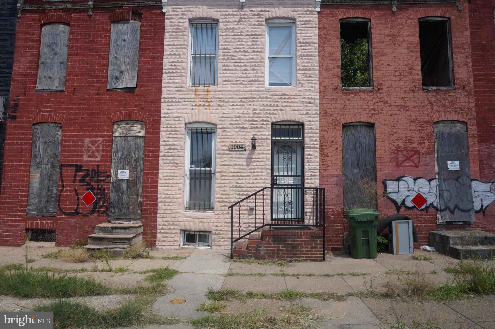 JOHNSTON SQUARE - Residential