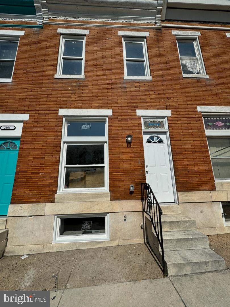 LEXINGTON - Residential Lease