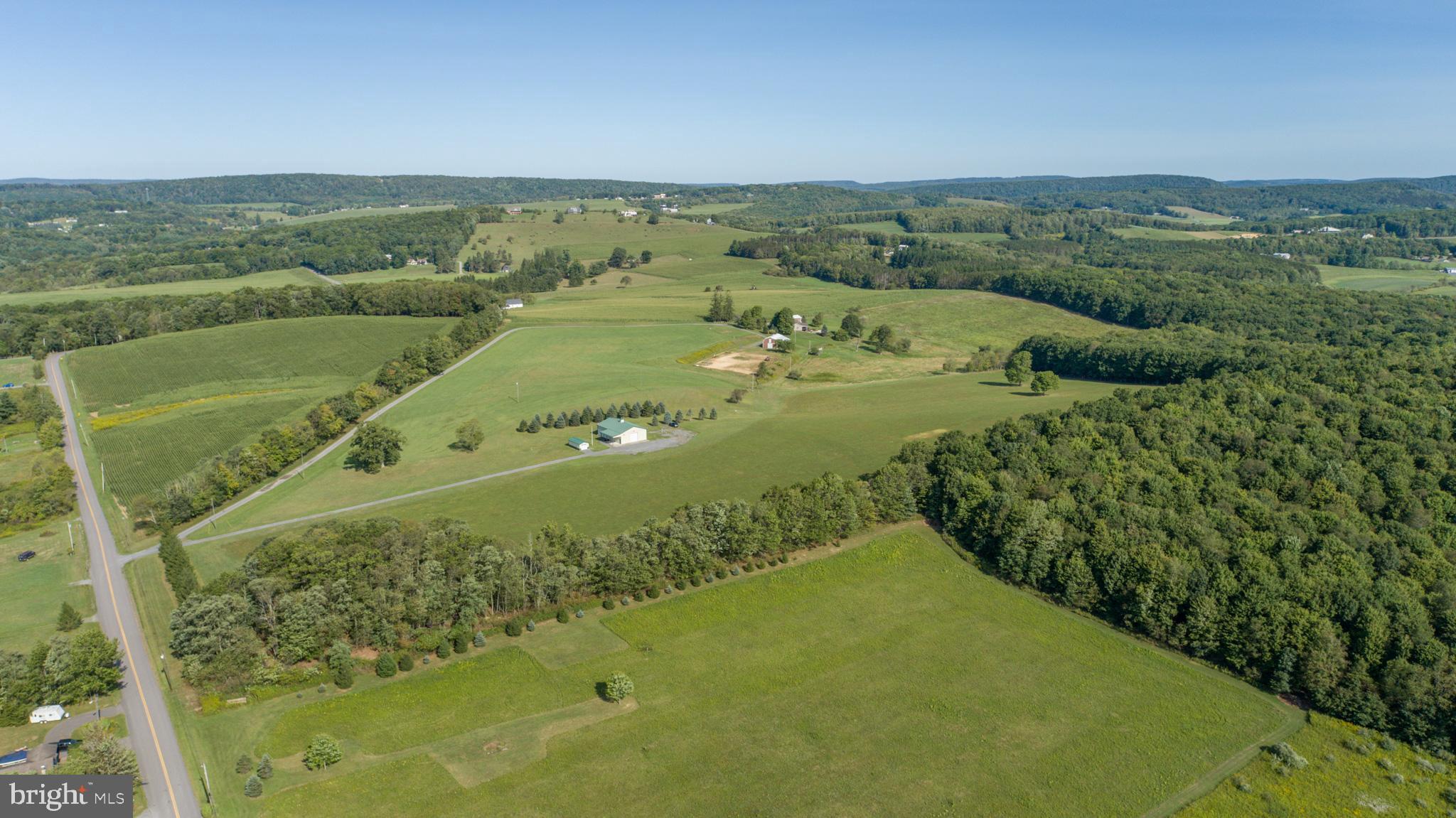 SPRING GLADE ROAD - Farm