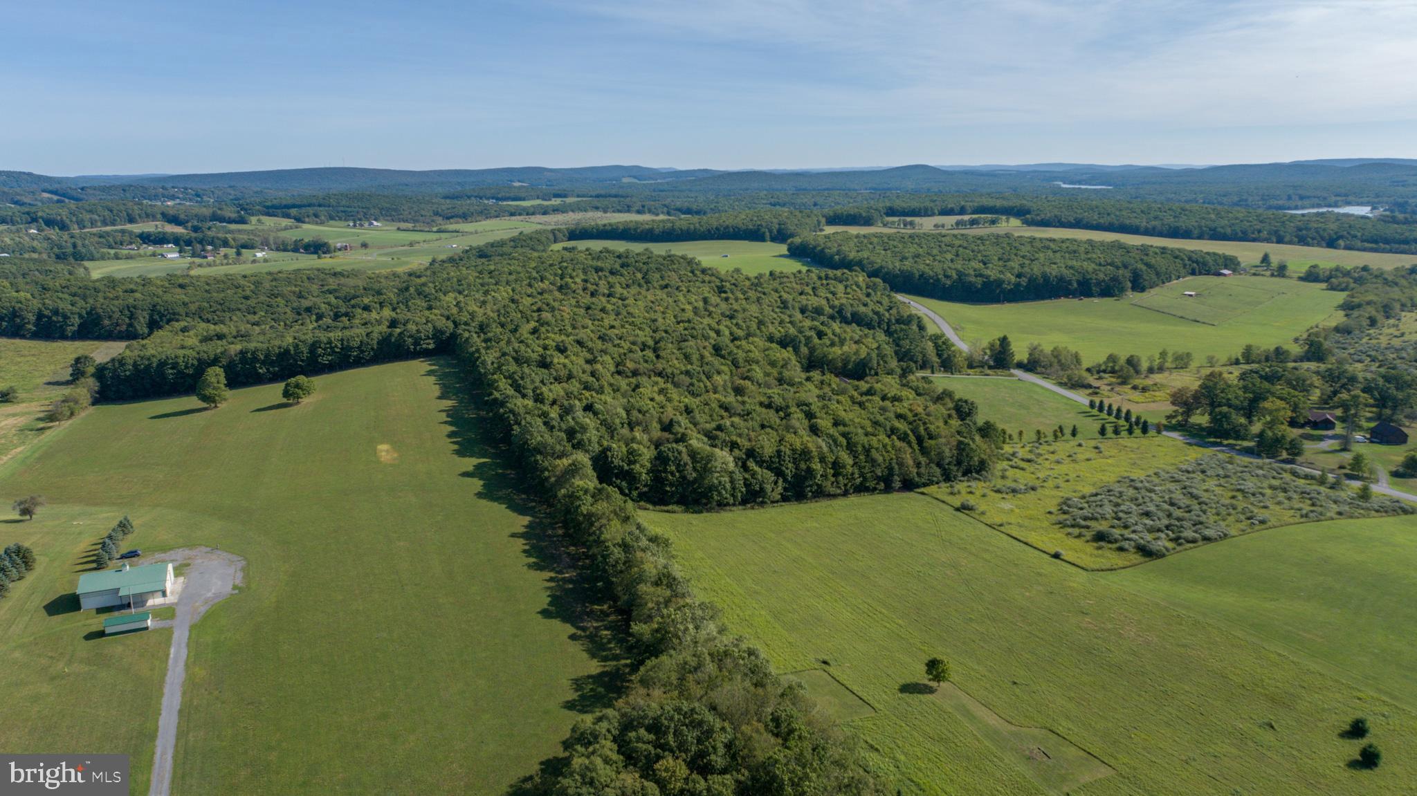 SPRING GLADE ROAD - Farm