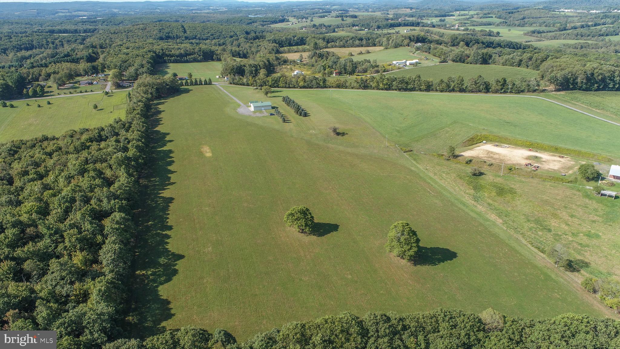 SPRING GLADE ROAD - Farm