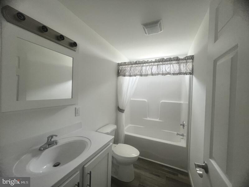 PLEASANT HILLS TR - Residential