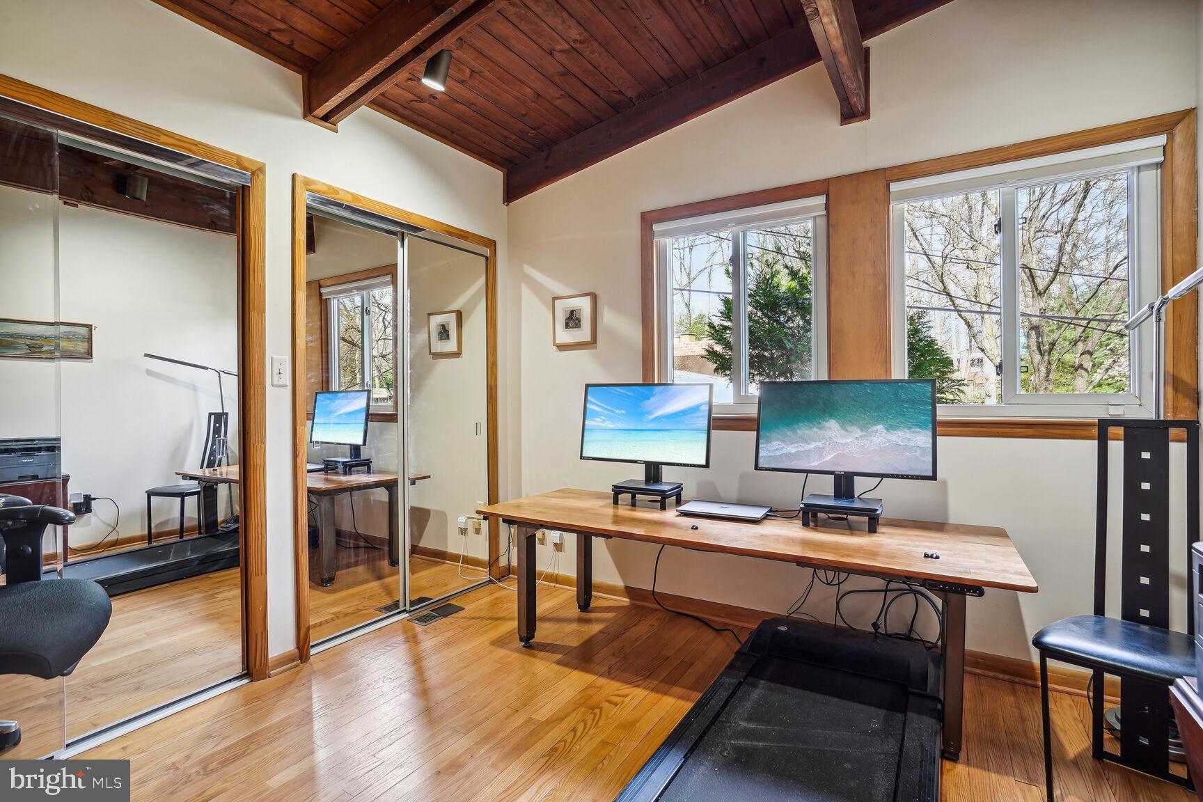 HOLMES RUN ACRES - Residential