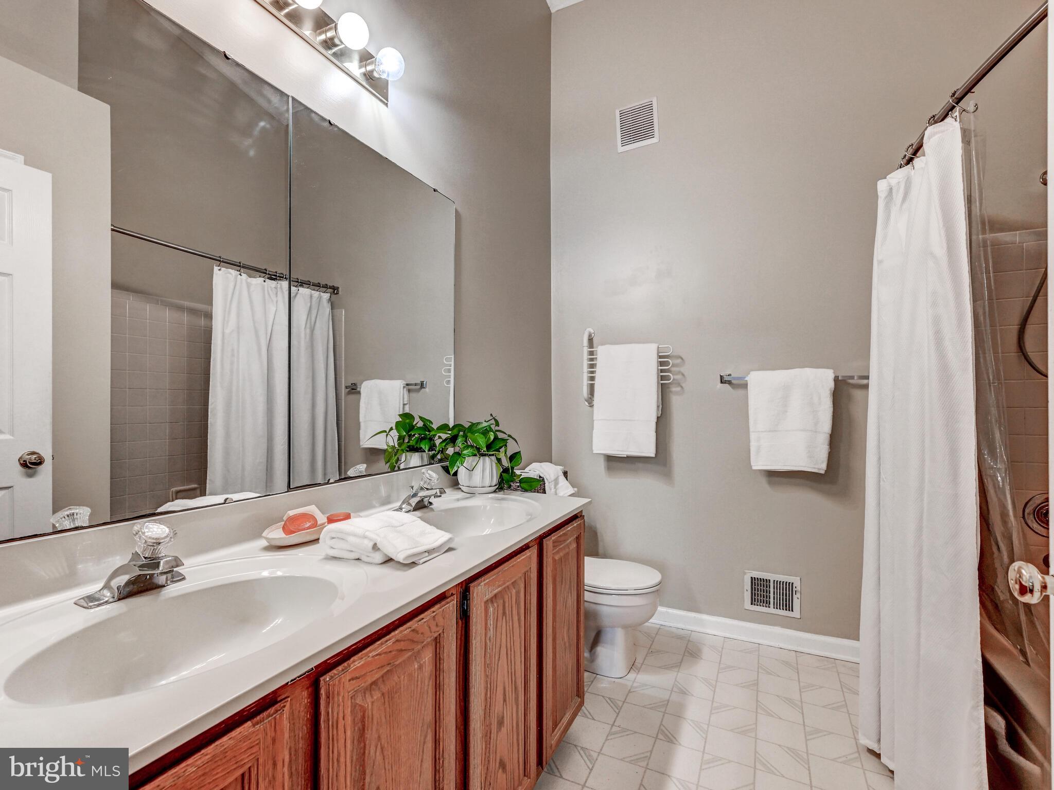 BRIGHTFIELD - Residential